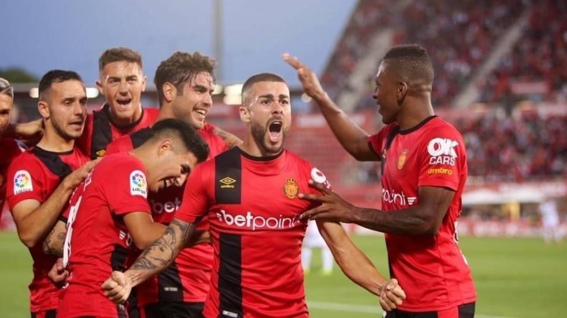 El Mallorca asesta el primer golpe