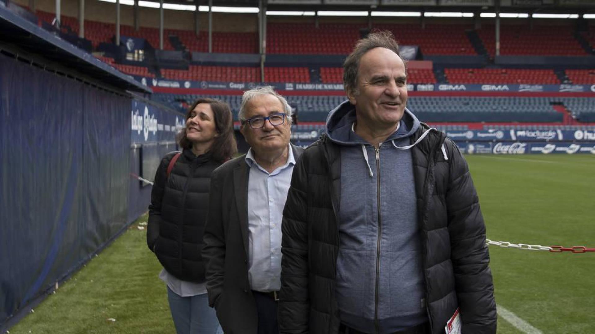 Luis Sabalza abrió las puertas de El Sadar el pasado 11 de junio a Diego Saralegui y Florencia María Espeche, que viajaron desde Buenos Aires a Navarra.