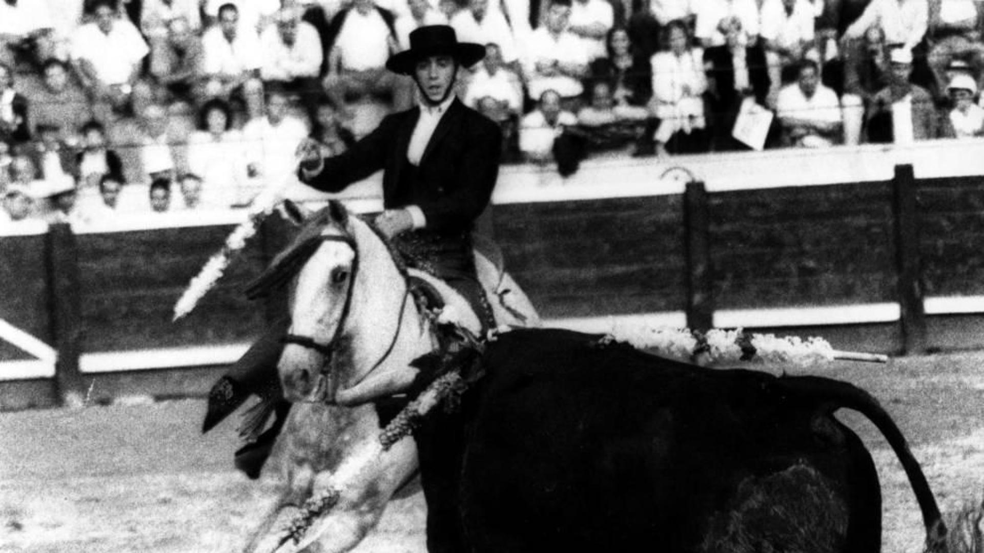 El día en que Hermoso de Mendoza triunfó en las fiestas camperas de San Fermín