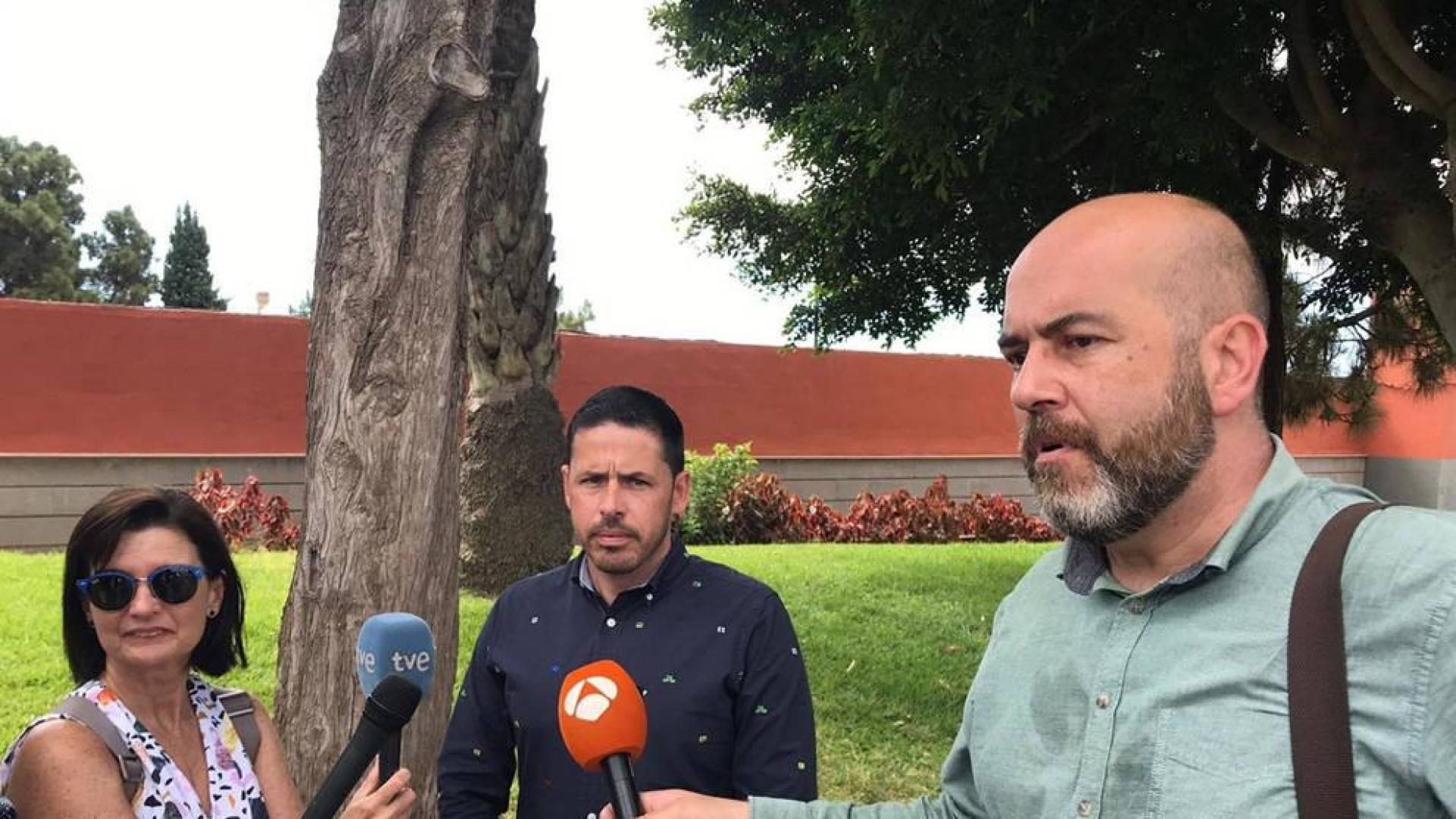 Muere un niño 8 años atragantado con un perrito caliente en Telde