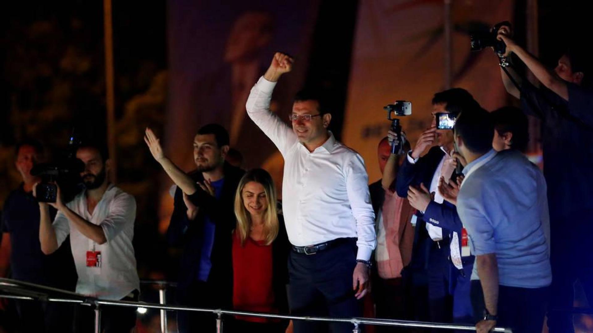 La oposición toma la alcaldía de Estambul tras 25 años de gobierno islamista