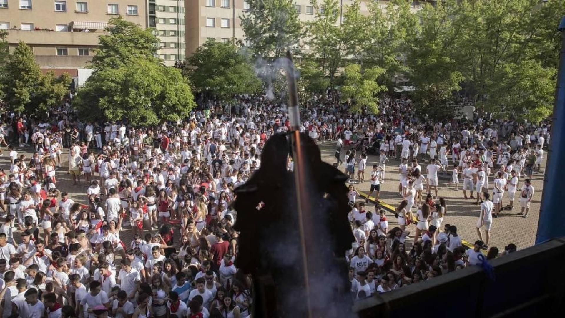 Fotos del cohete de inicio de las fiestas de Barañáin 2019