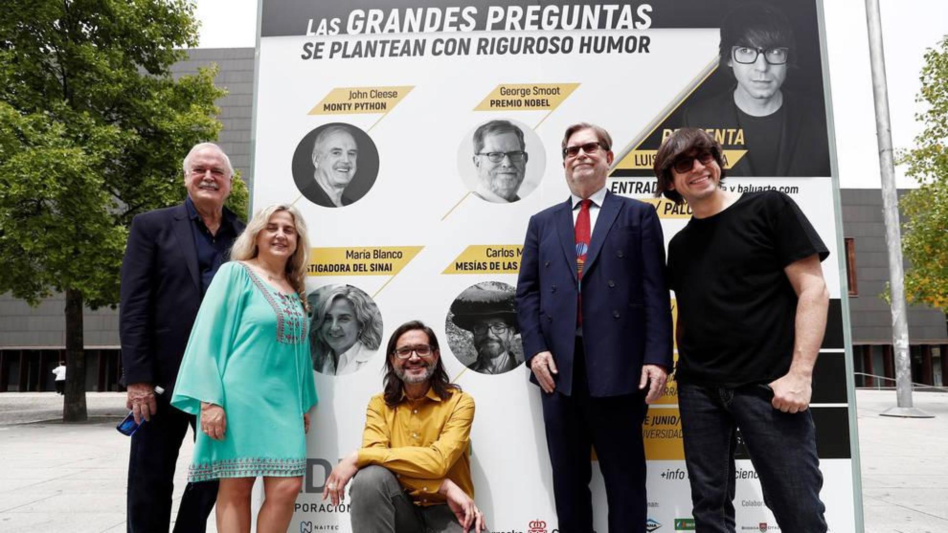 Encuentro informal este jueves con los medios de comunicación en la explanada del Baluarte de los ponentes de SciencEkaitza.