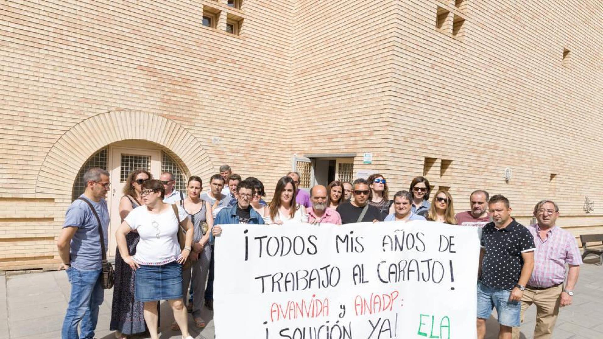 Seis trabajadoras del CRPS Queiles de Tudela, en huelga