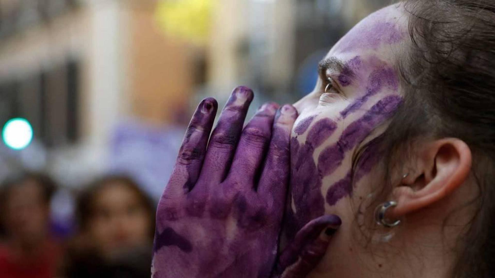 Miles de personas vuelven a tomar las calles de Madrid al grito de "No es abuso es violación"