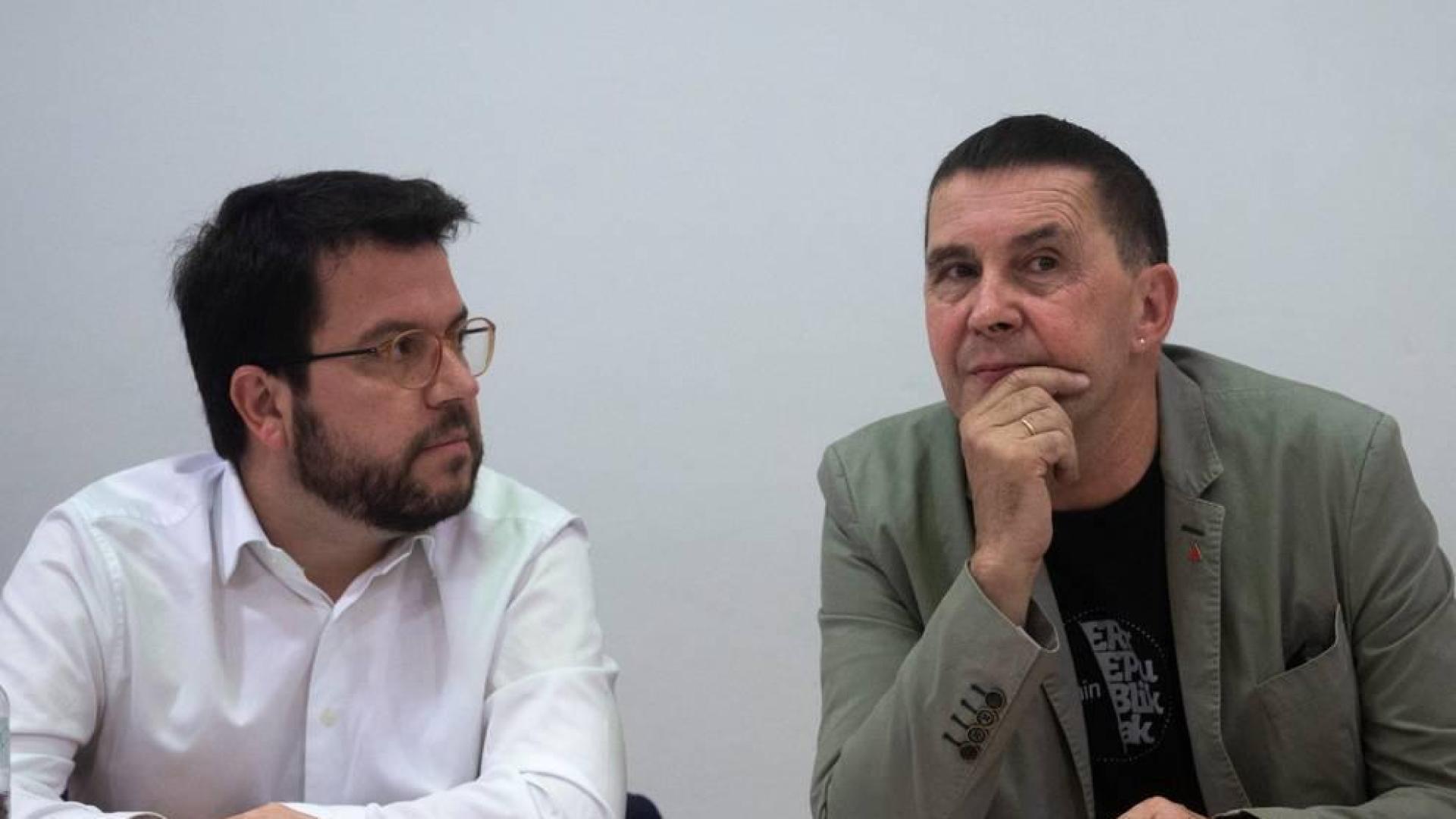 ERC y Bildu, más cerca de una posición común en la investidura de Sánchez