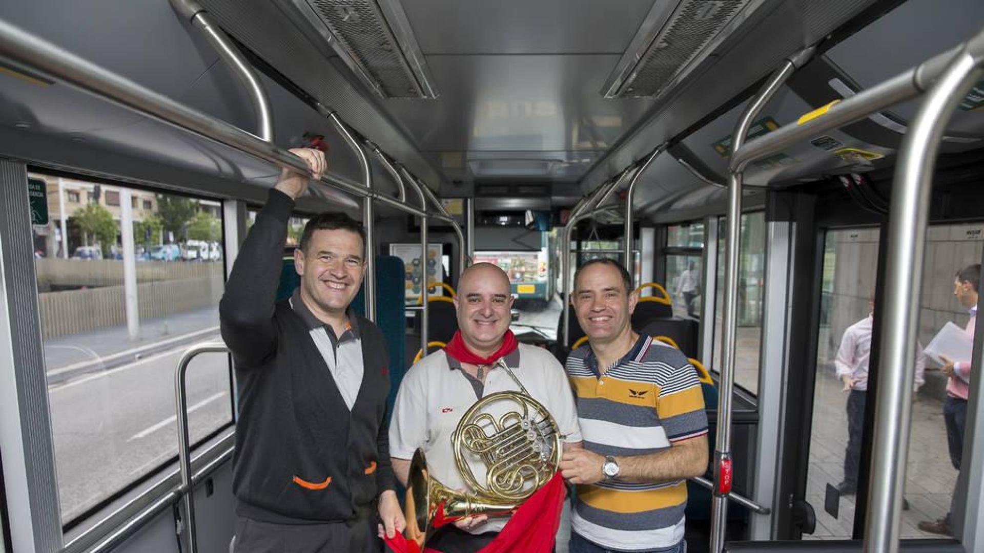 Las villavesas conducen la fiesta