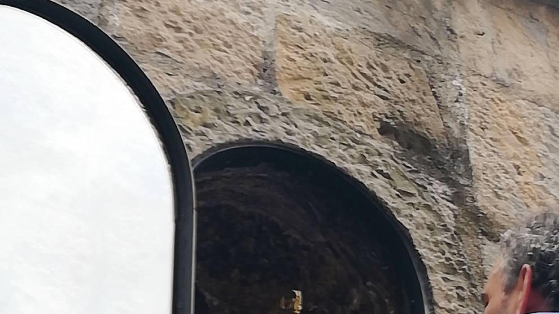 La imagen de San Fermín regresa a la hornacina de la cuesta de Santo Domingo