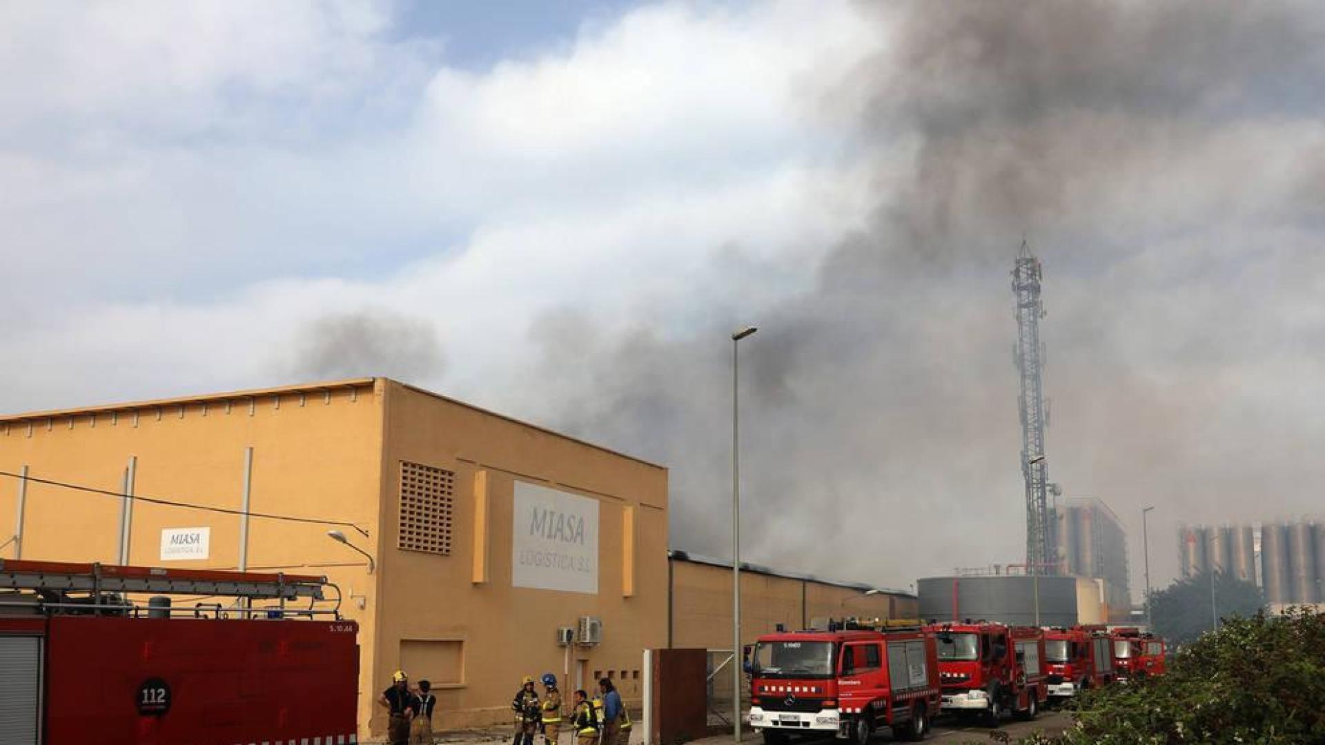 Controlado un incendio en una empresa química de Tarragona