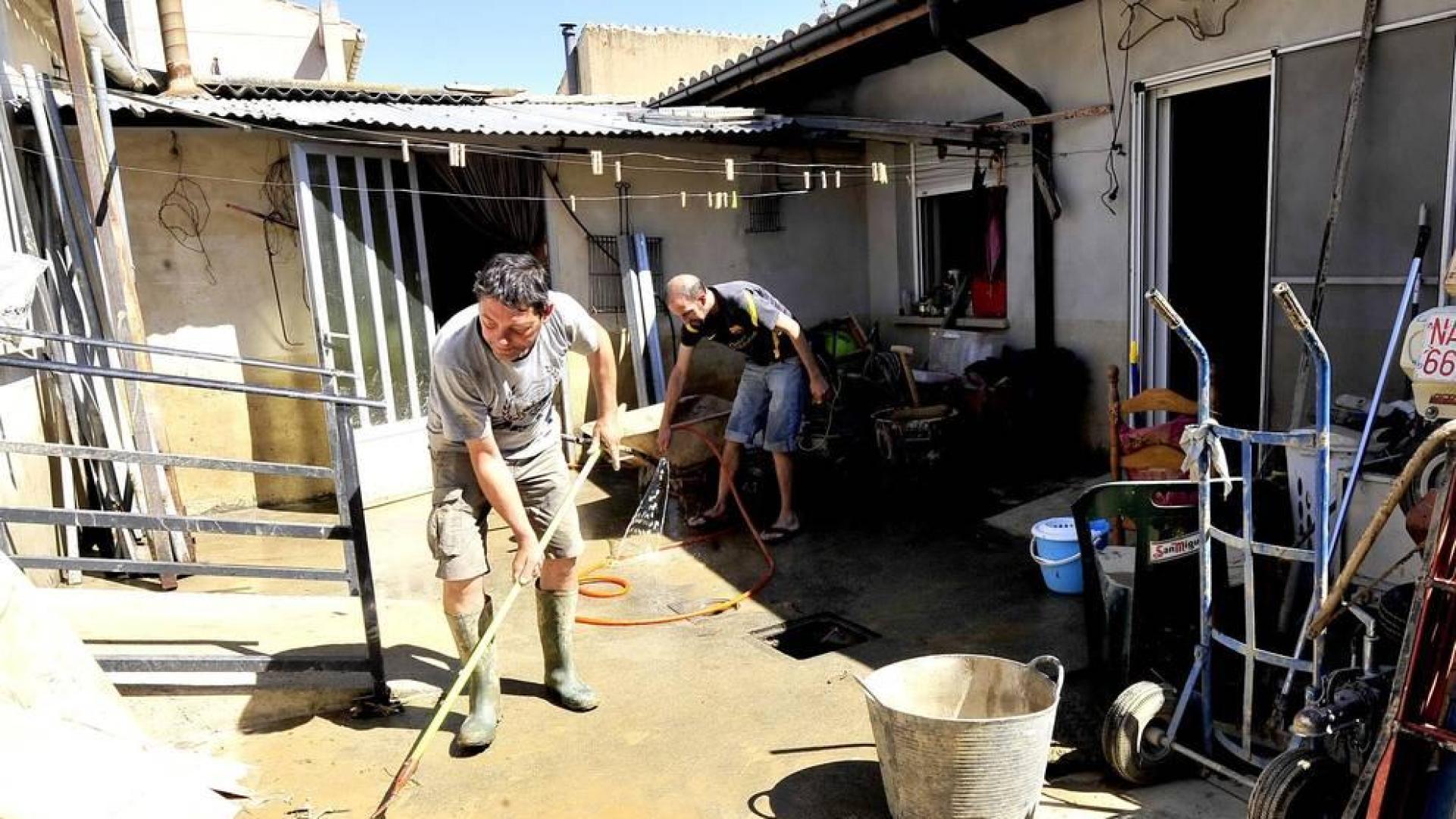 Testimonios de los vecinos afectados por la riada en Olite