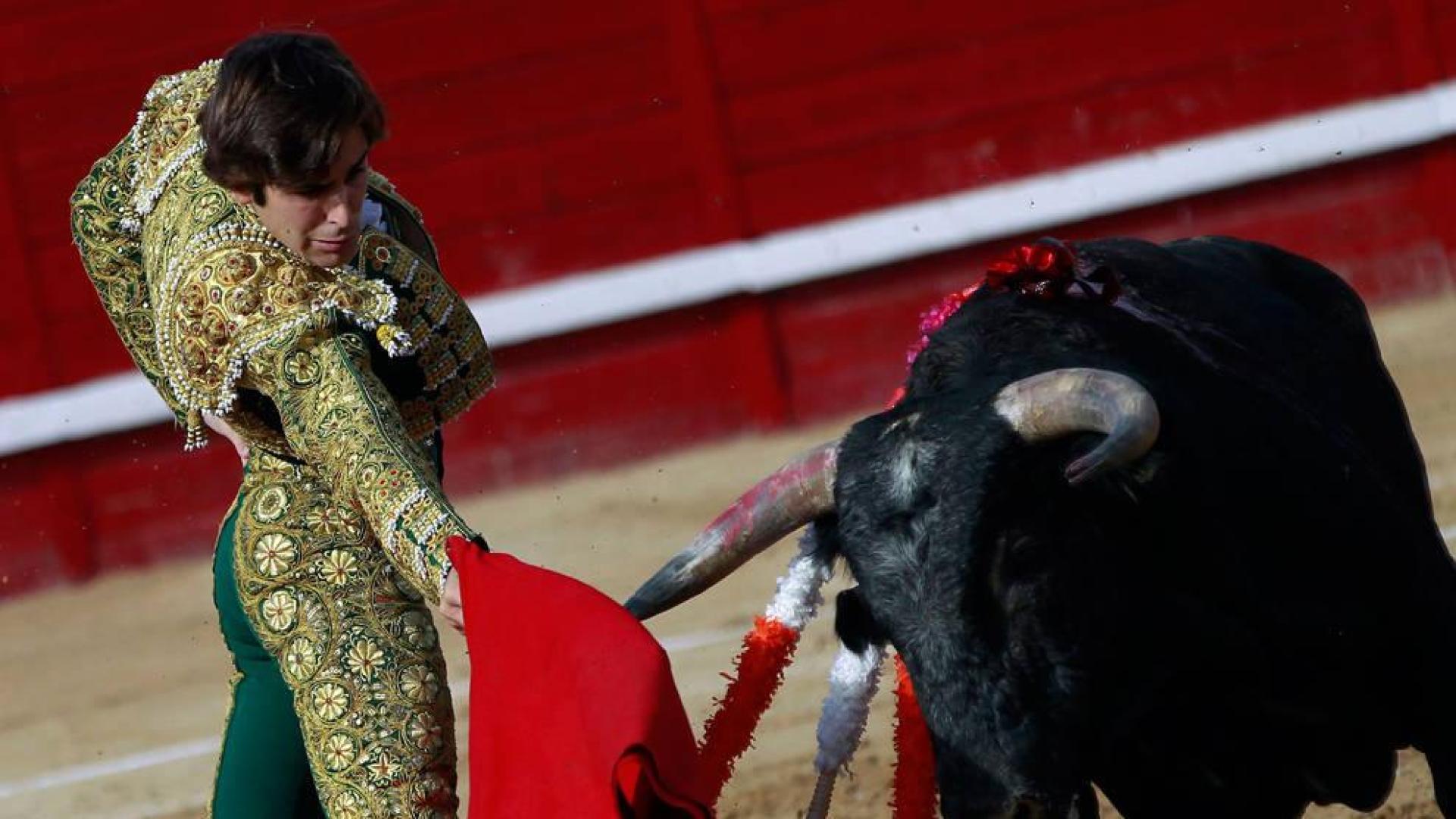 El navarro Javier Marín corta una oreja en la novillada de la Feria del Toro de San Fermín