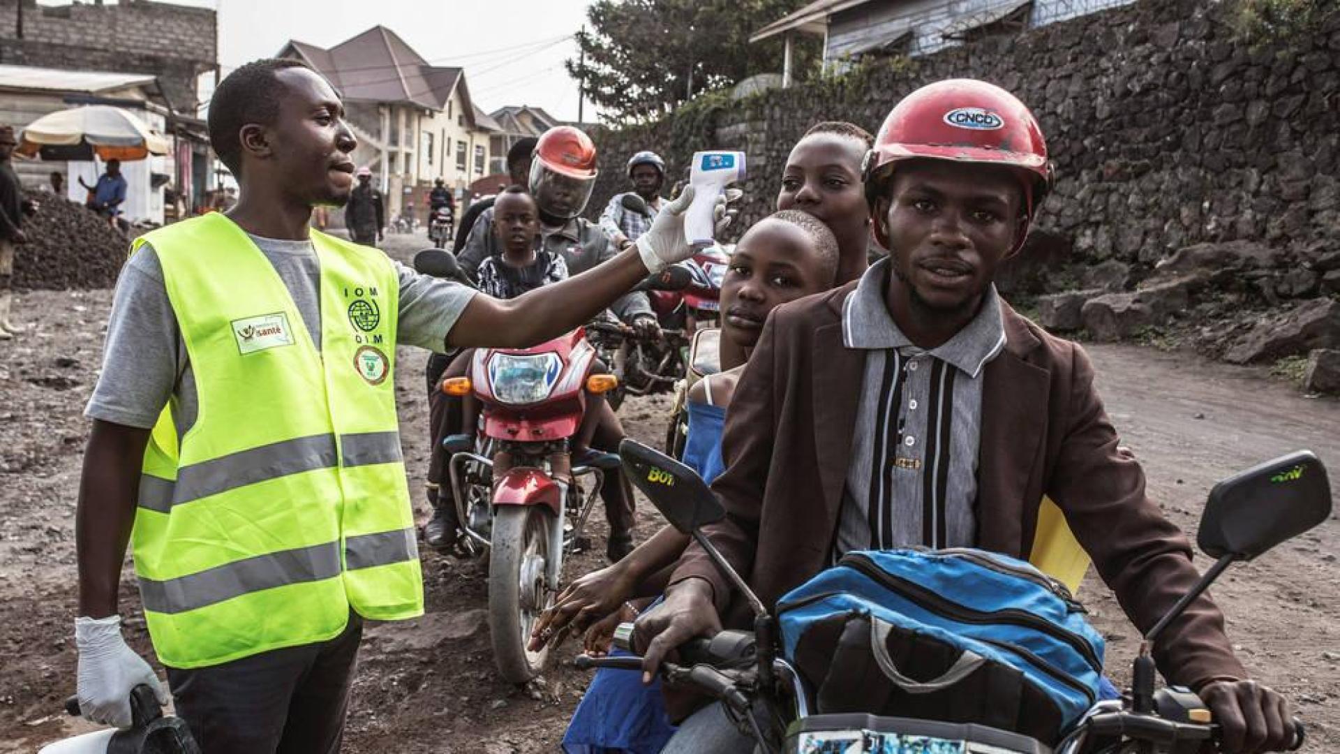 Primer caso de ébola en Goma amenaza con complicar el brote en el Congo