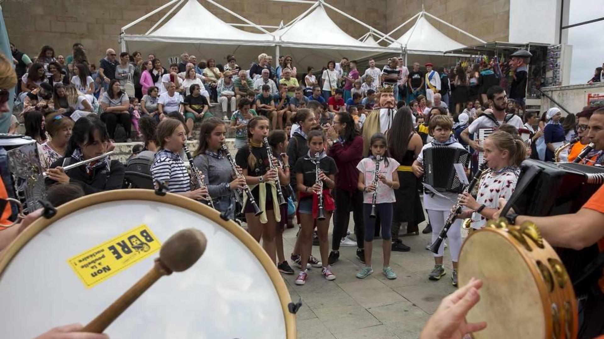 Fotos del cohete de fiestas de Irurtzun 2019