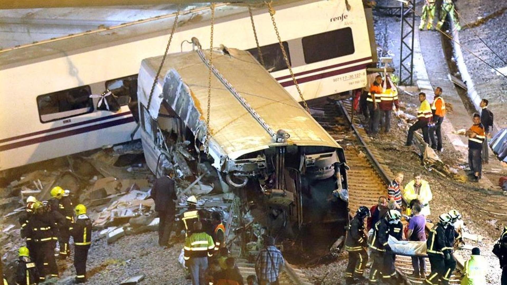 Un tren Alvia que unía Madrid y Ferrol ha descarrilado este miércoles cerca de Santiago de Compostela