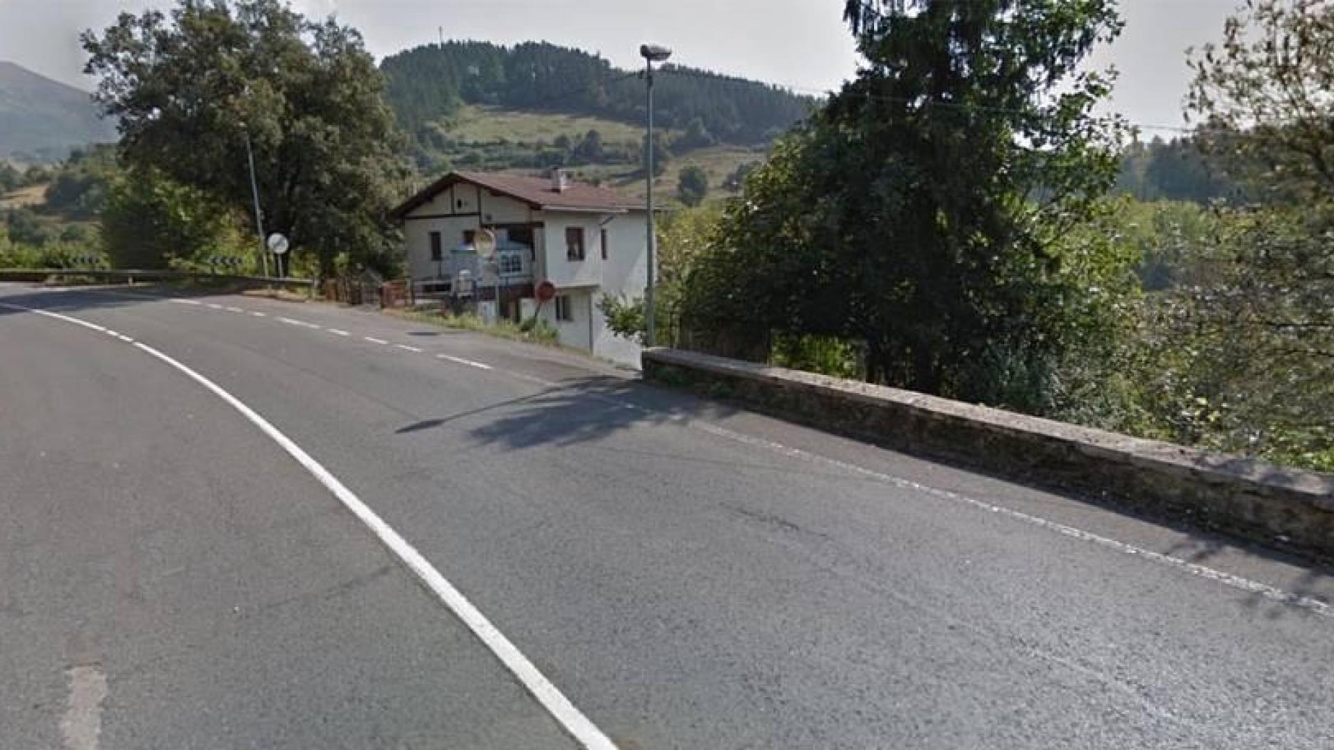 Muere un bebé tras caer desde una altura de 4 pisos en Güeñes (Vizcaya)