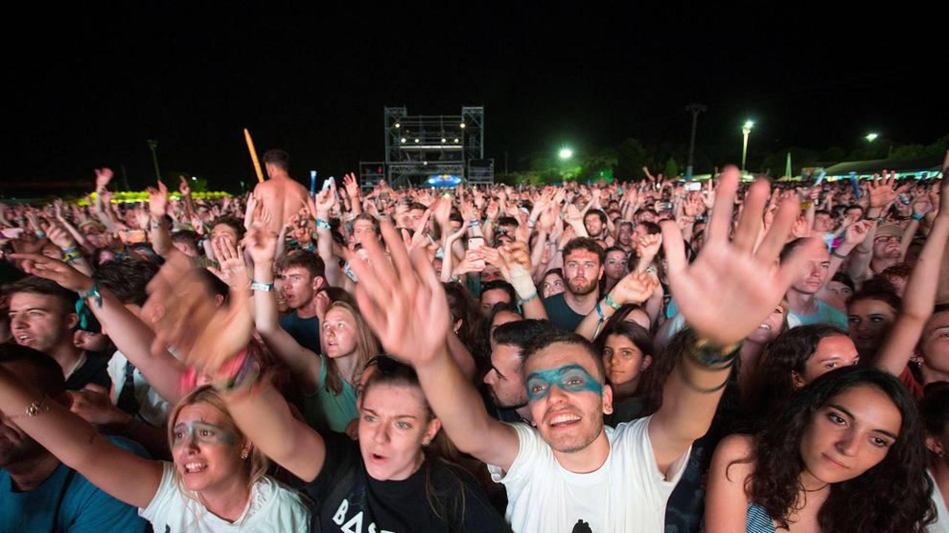 Cierra el FIB con el público rendido ante Nathy Peluso y Wolf Alice