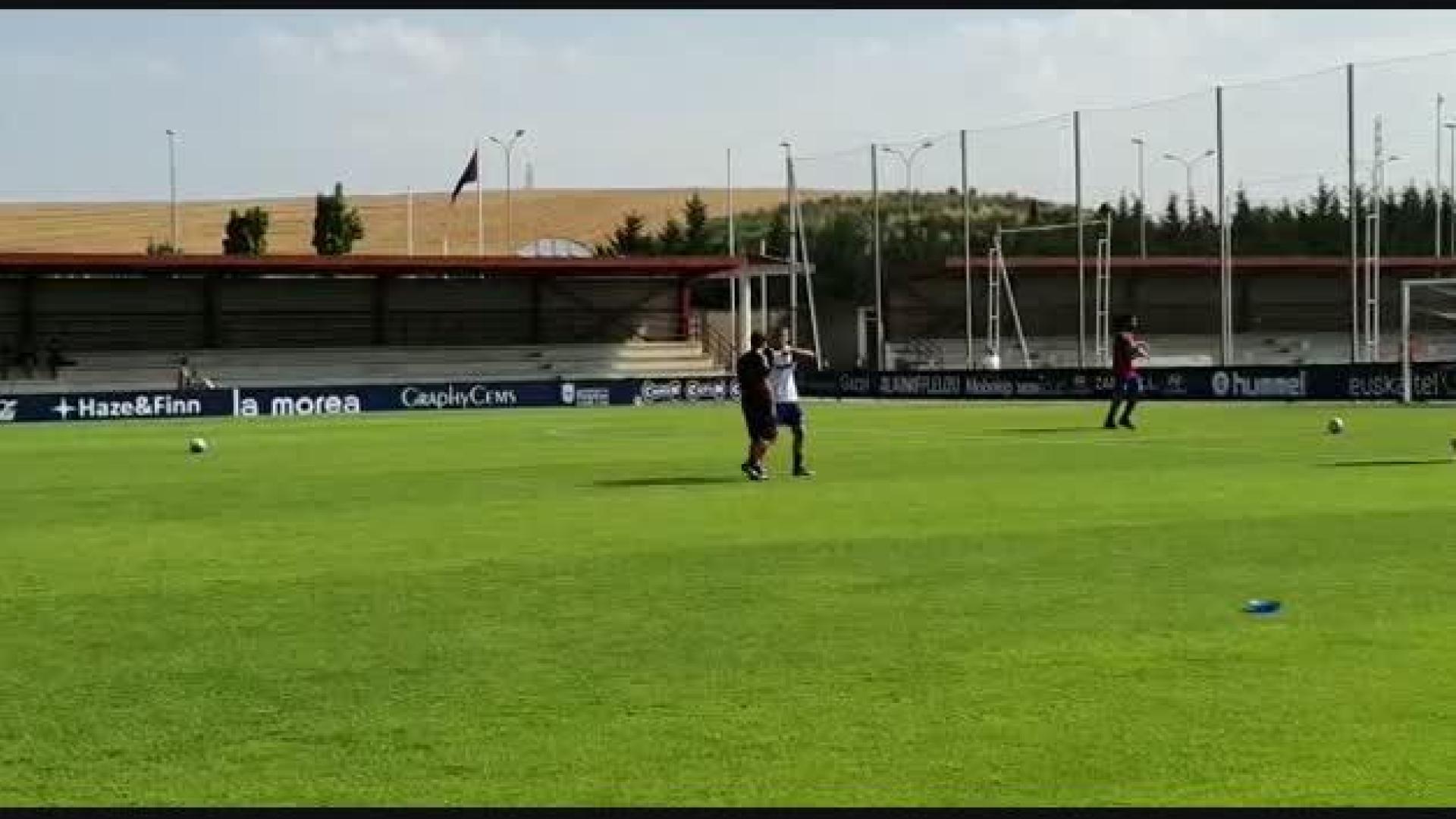 Primer entrenamiento de Darko Brasanac con Osasuna