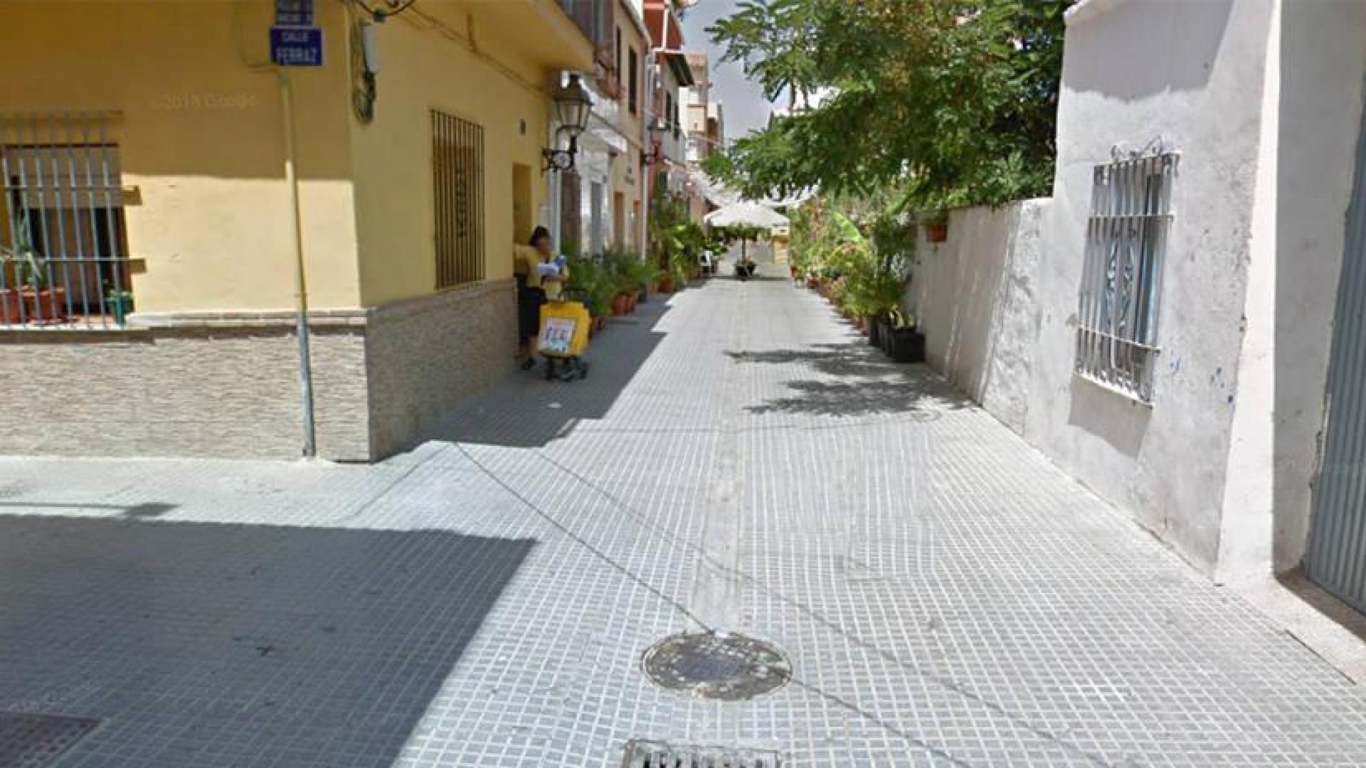 Un encapuchado mata a un cuidador tras irrumpir en una casa en Málaga