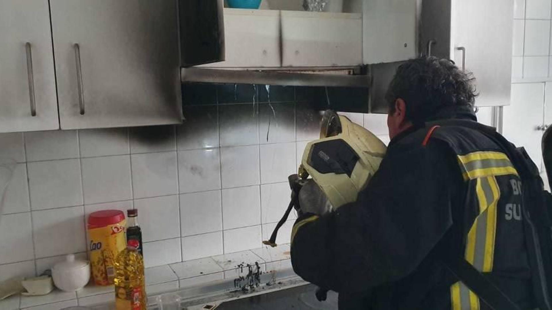 Herido por inhalación de humo en un incendio en el barrio de San Juan