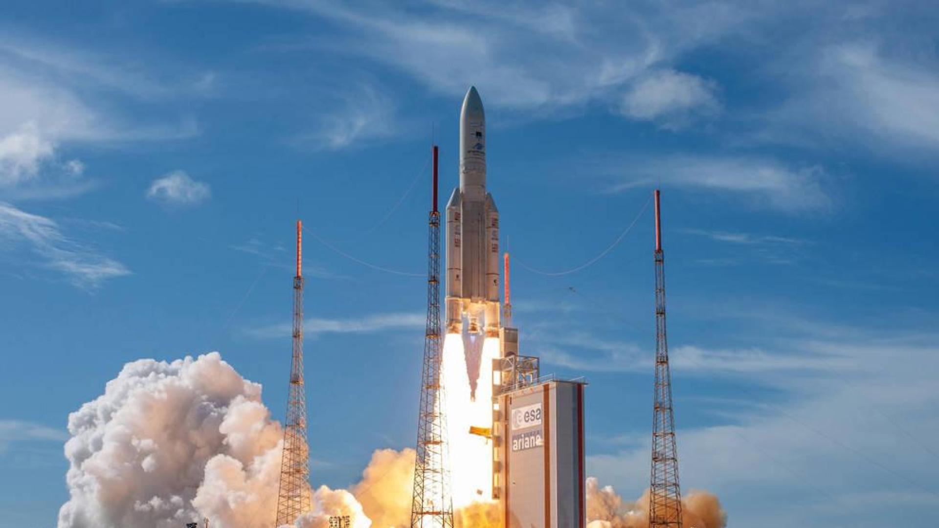 La ESA lanza al espacio un segundo satélite de retransmisión de datos europeo