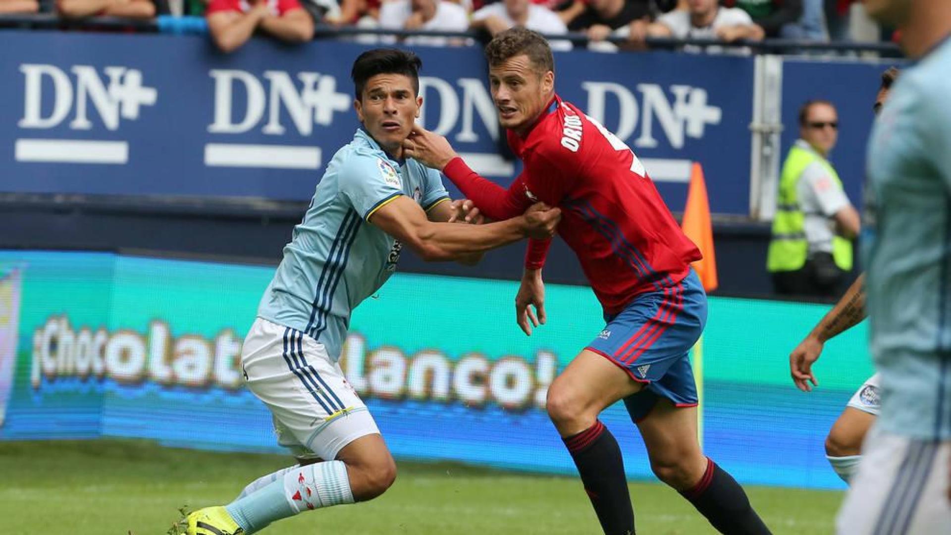 Osasuna negocia por Roncaglia