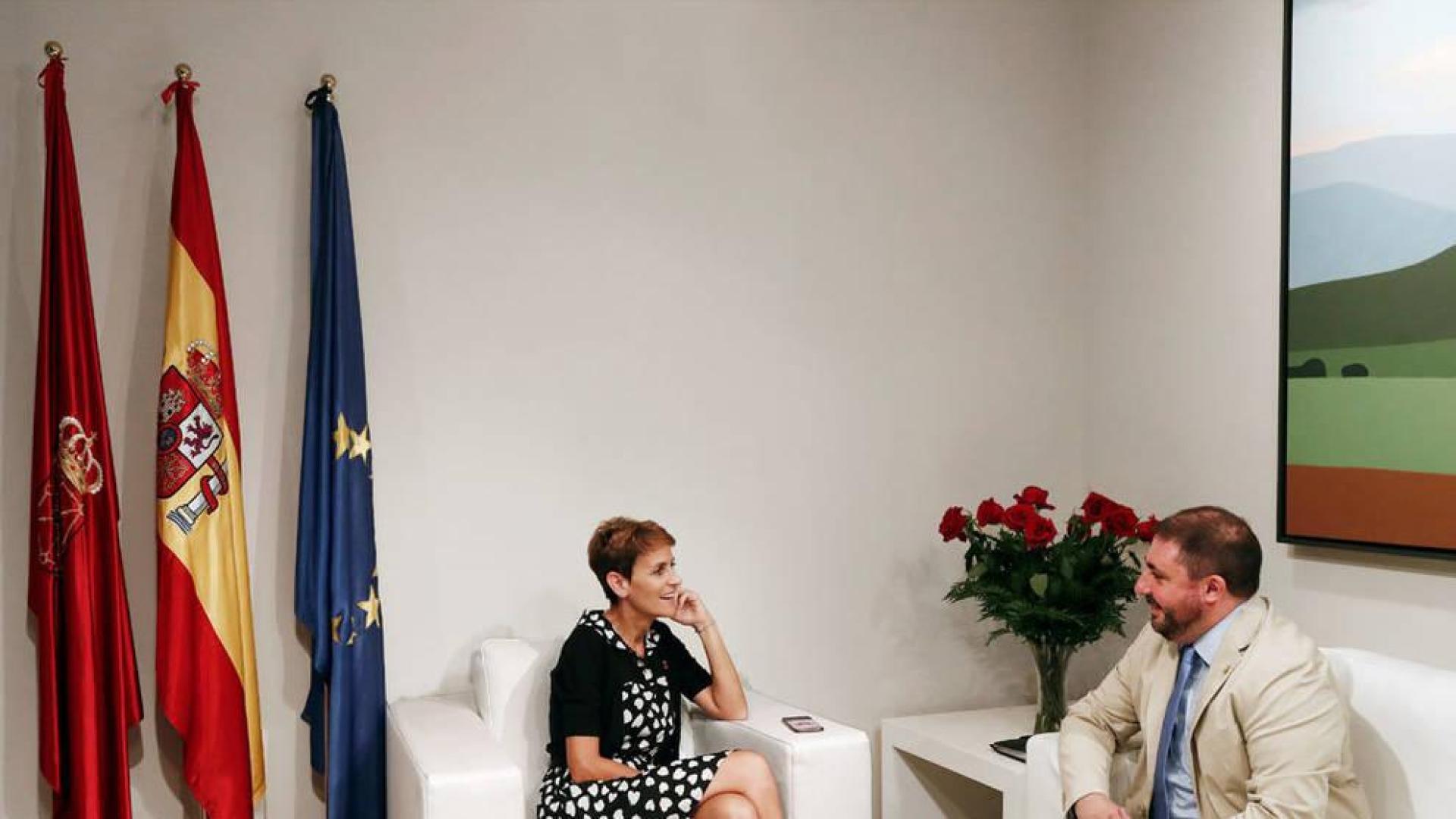 Chivite y Hualde defienden "unas relaciones fluidas y de colaboración"