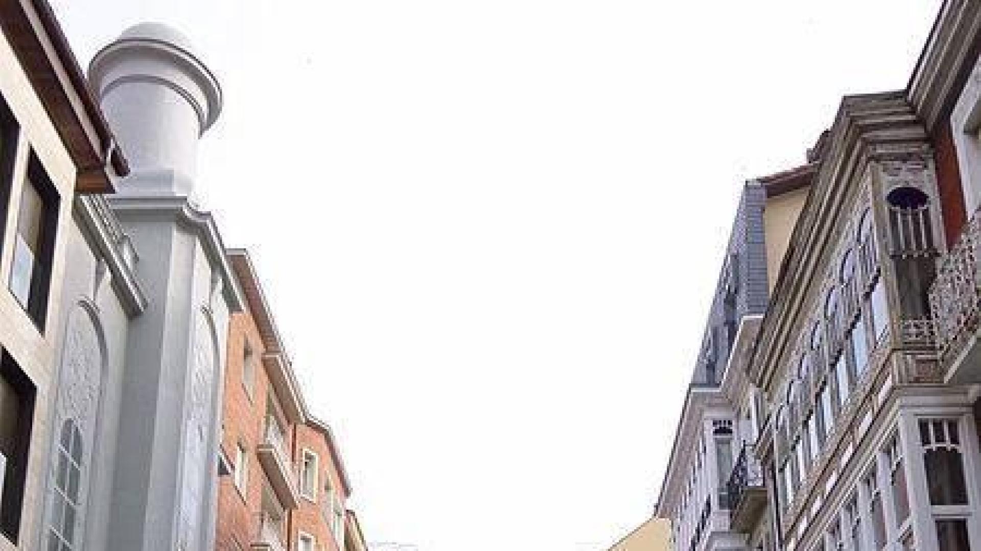 Un hombre deja inconsciente a una mujer que le recriminó por tocamientos en Vitoria