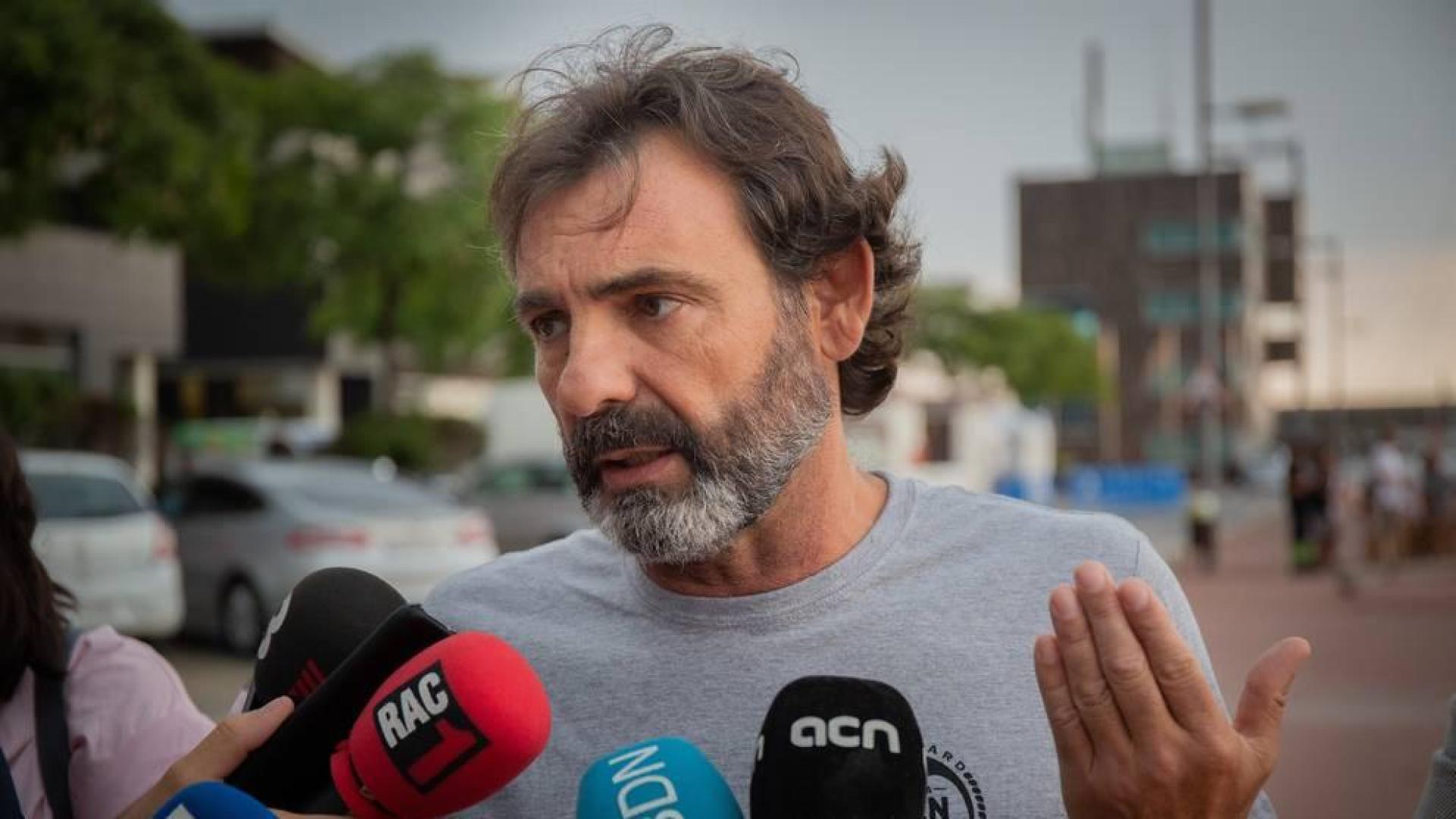 El Open Arms sopesa entrar en un puerto sin permiso: "Tememos que muera gente a bordo"