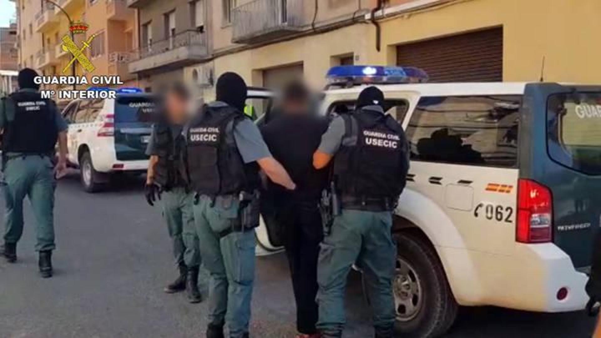 La Guardia Civil libera a una joven retenida por un hombre en Monzón