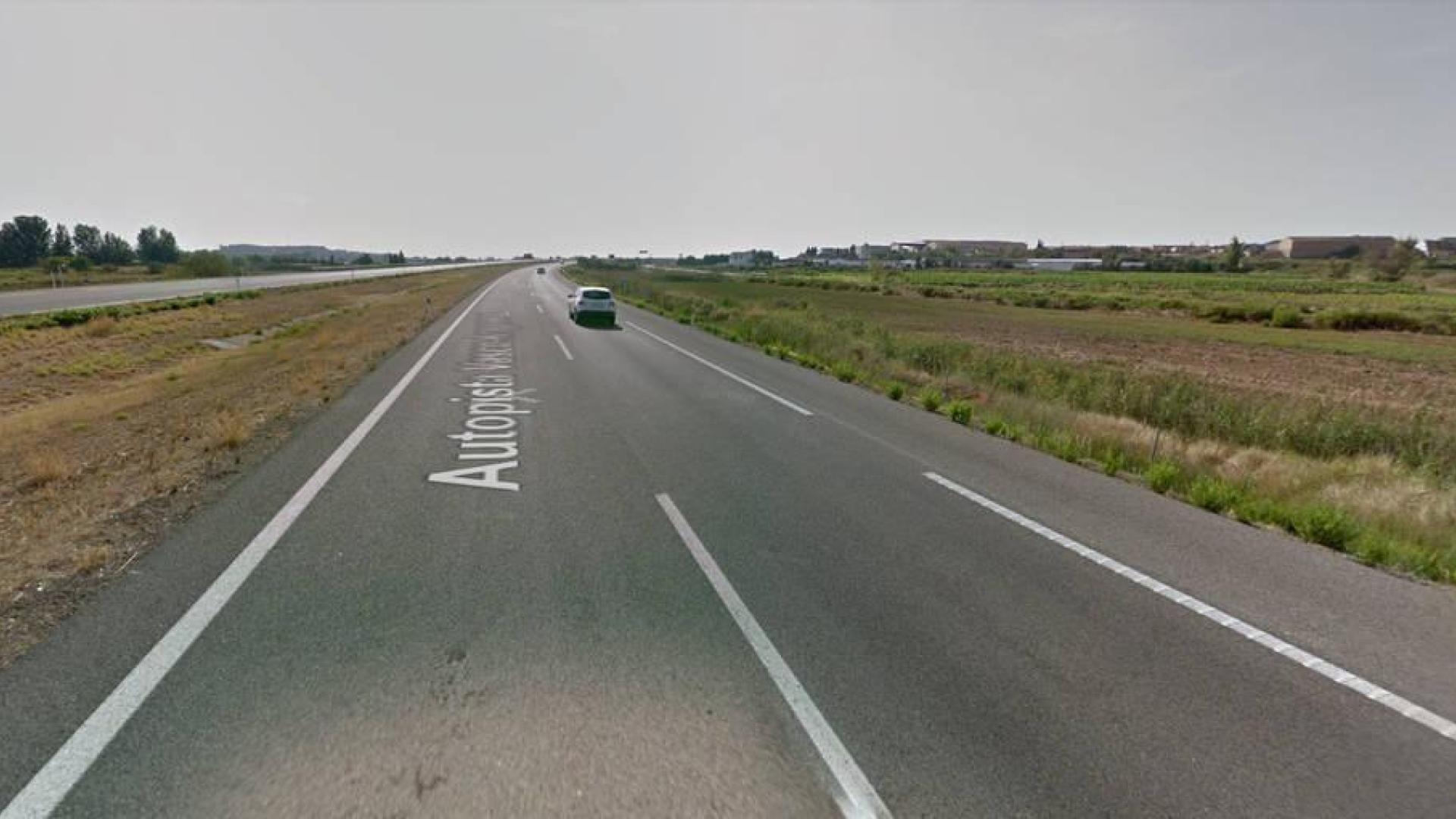 Un herido en una colisión entre un coche y un camión en Murchante