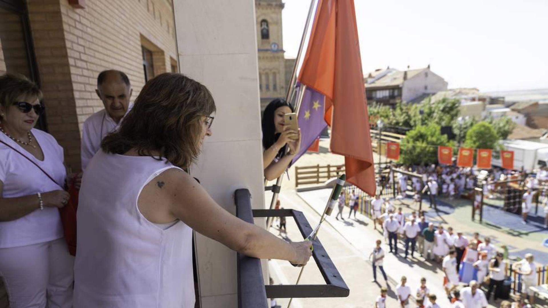 Marca femenina en el cohete de Sesma