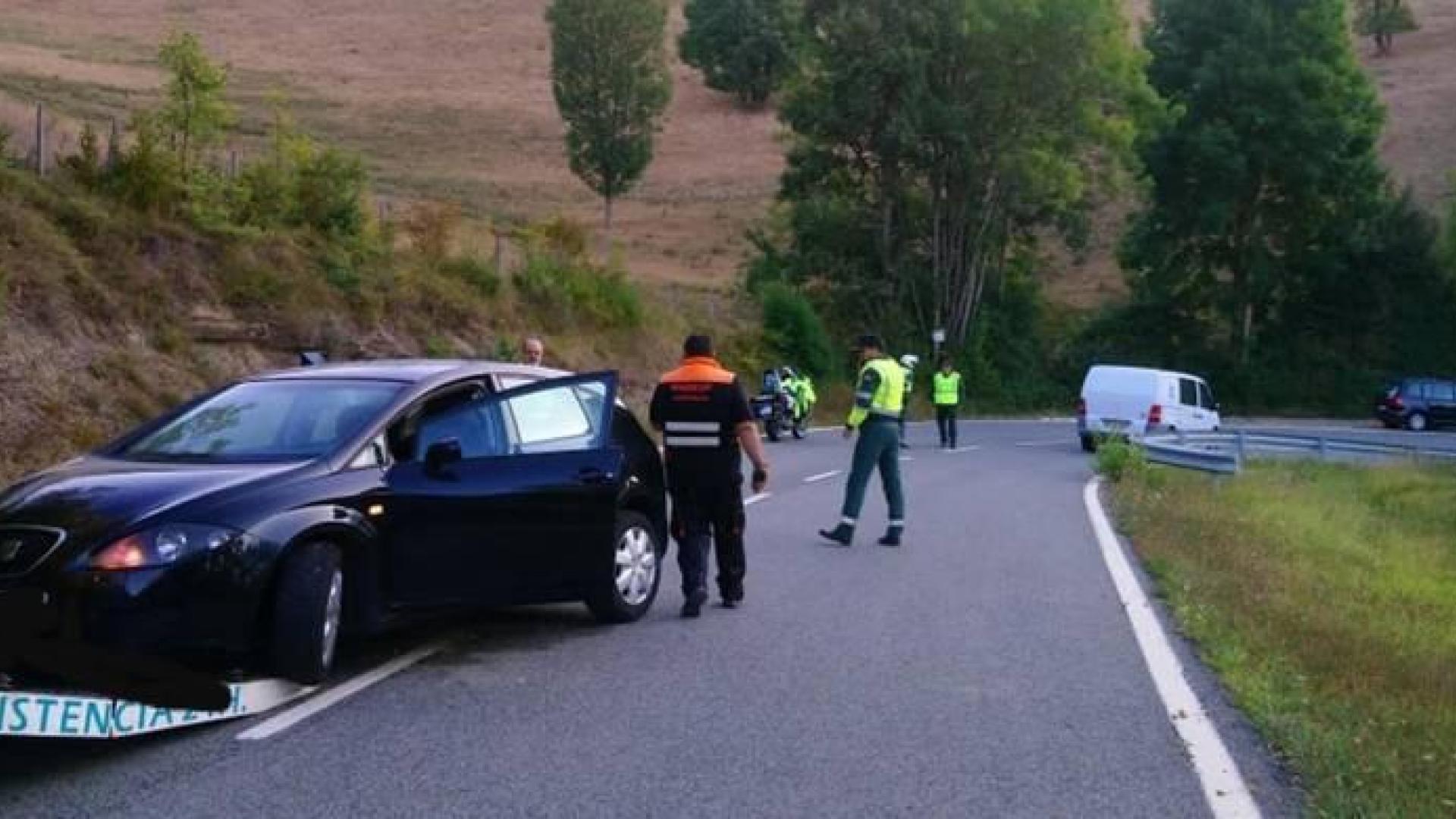 Vehículo accidentado a la altura de Espinal.