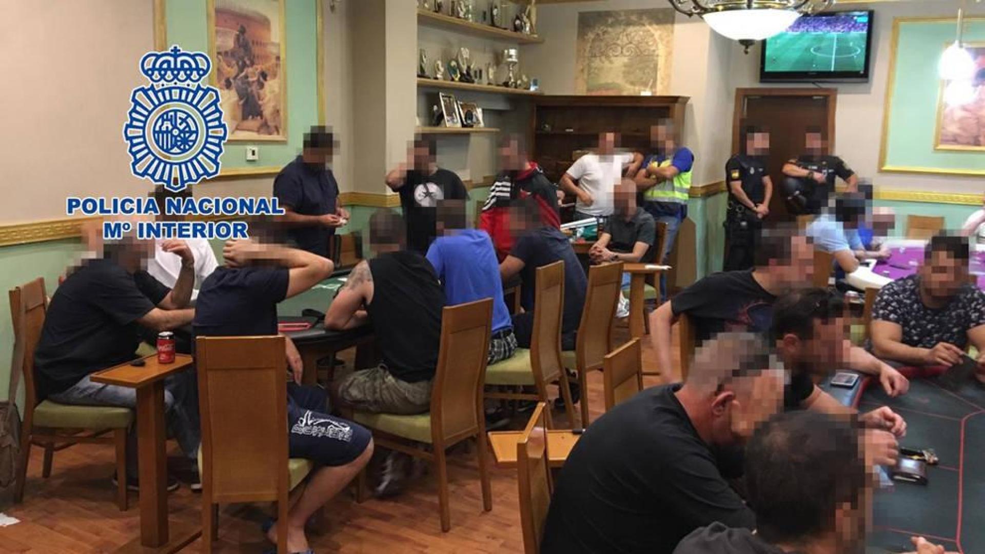 La Policía Nacional desarticula un club de póker clandestino en Madrid