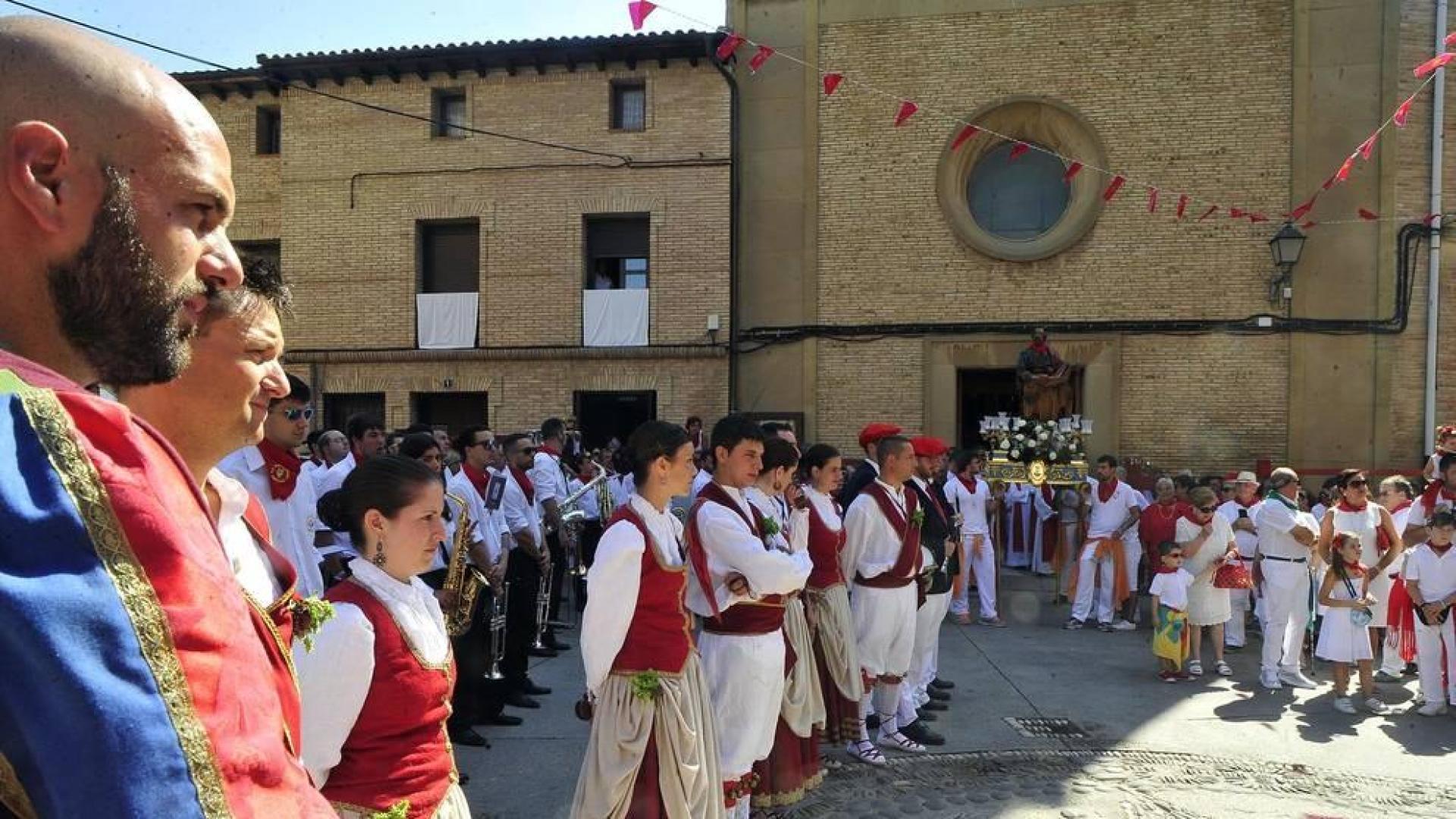 Galería de fotos de la procesión de fiestas de Marcilla 2019, el 24 de agosto