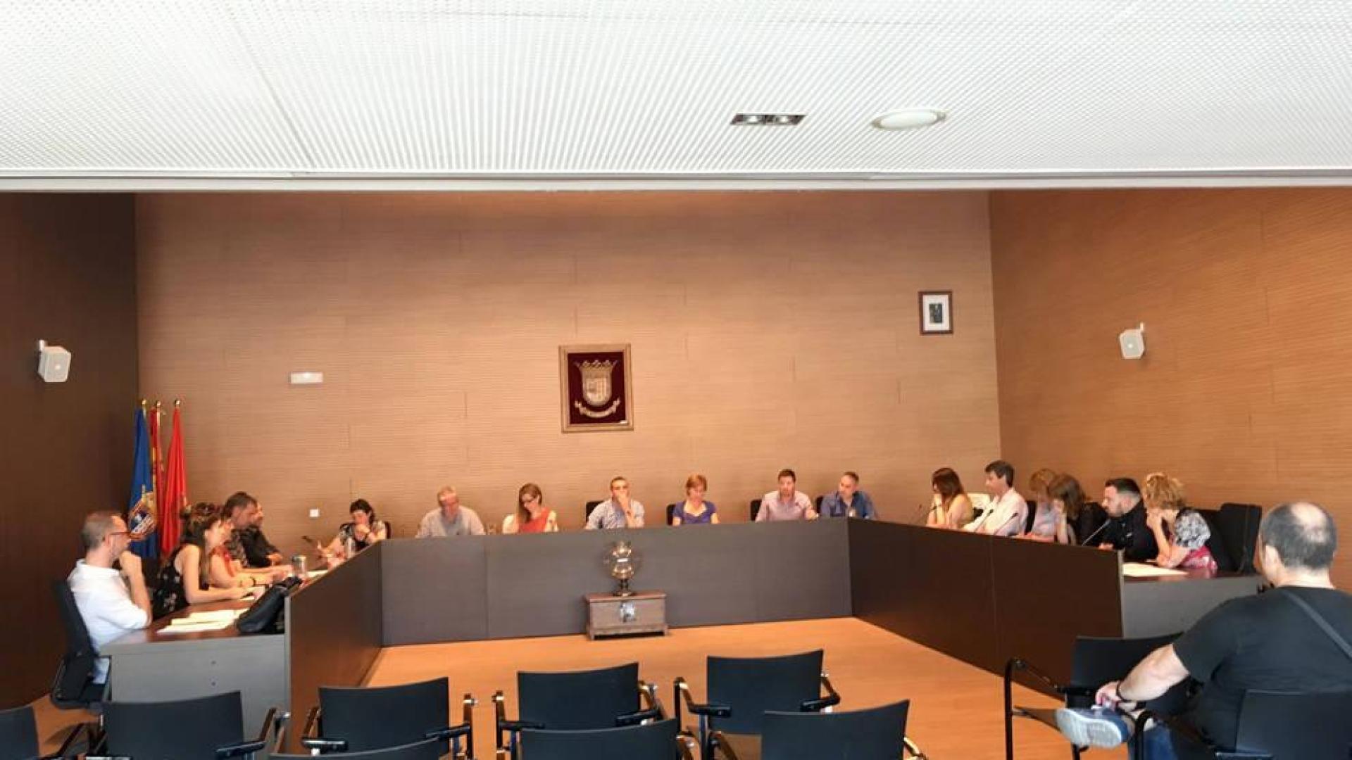 EH Bildu se queda solo en Berriozar con su apoyo a las plazas con euskera