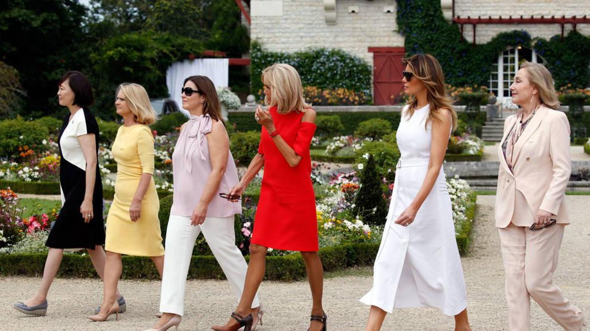 Folclore local a las puertas de España para las primeras damas del G7