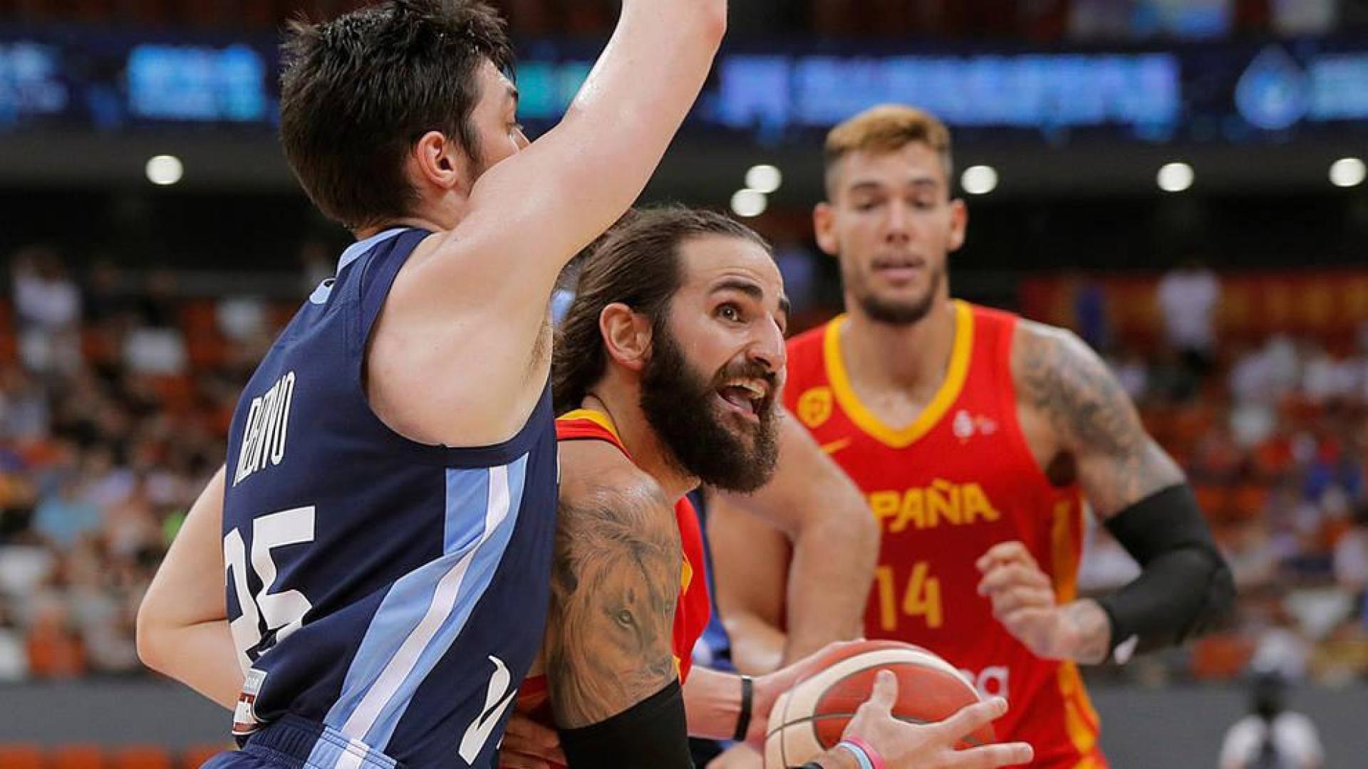 Una España sin Marc Gasol pero con Rubio vence a la Argentina de Scola (84-76)