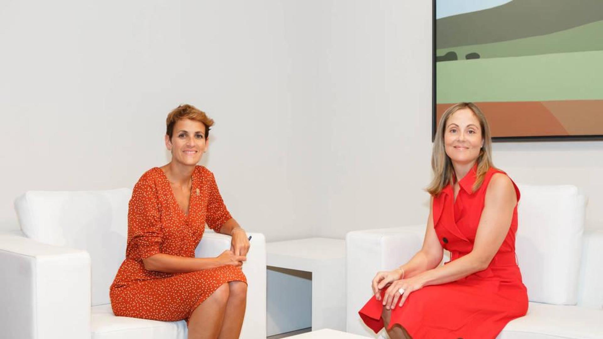 María Chivite y Emma Navarro.