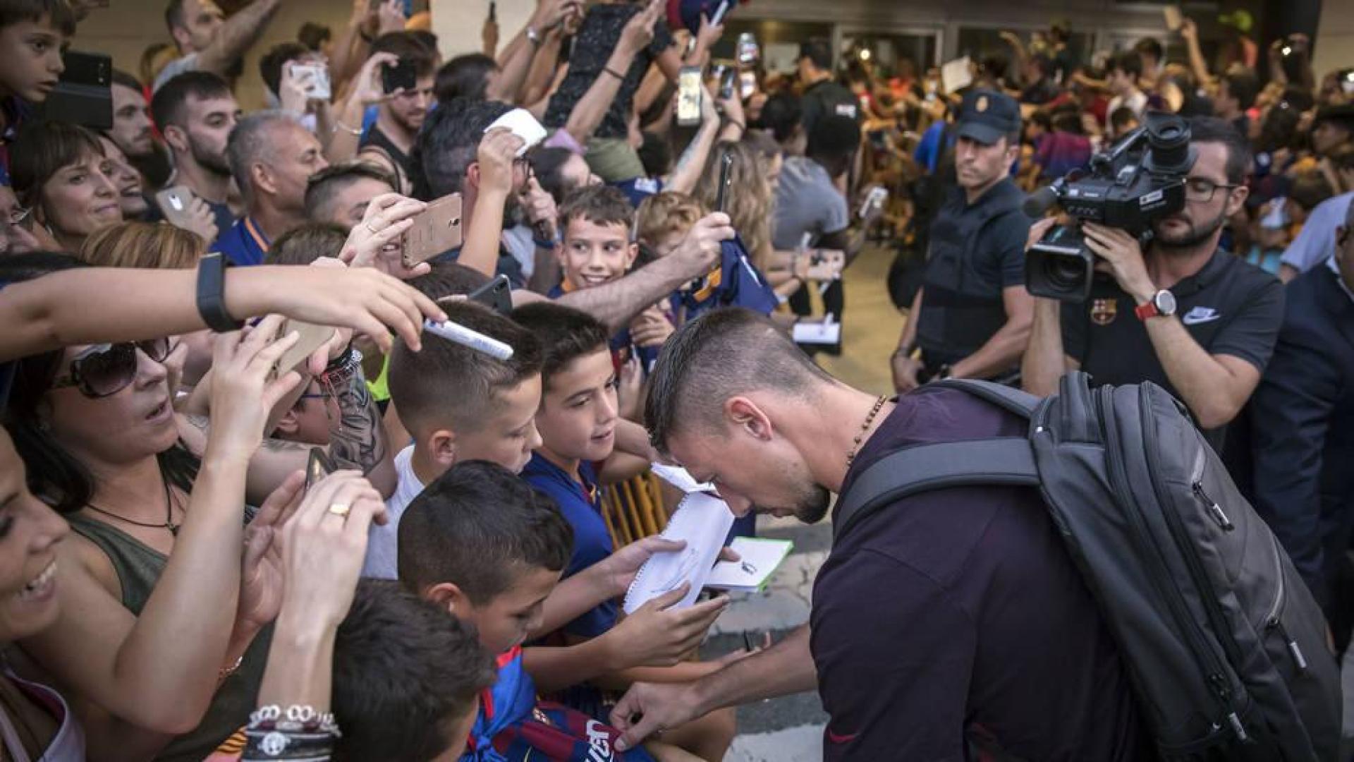 La simpatía de Griezmann "salva" la llegada del Barcelona a Pamplona