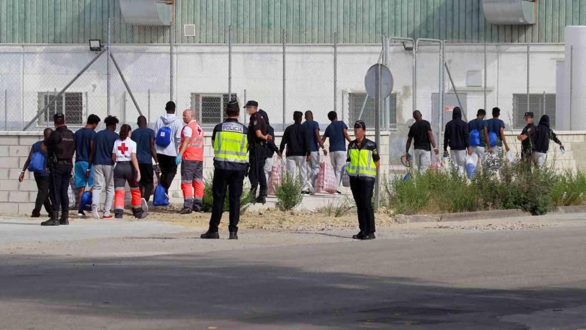 Los 15 inmigrantes del Open Arms ya están en España... ¿Y ahora qué?
