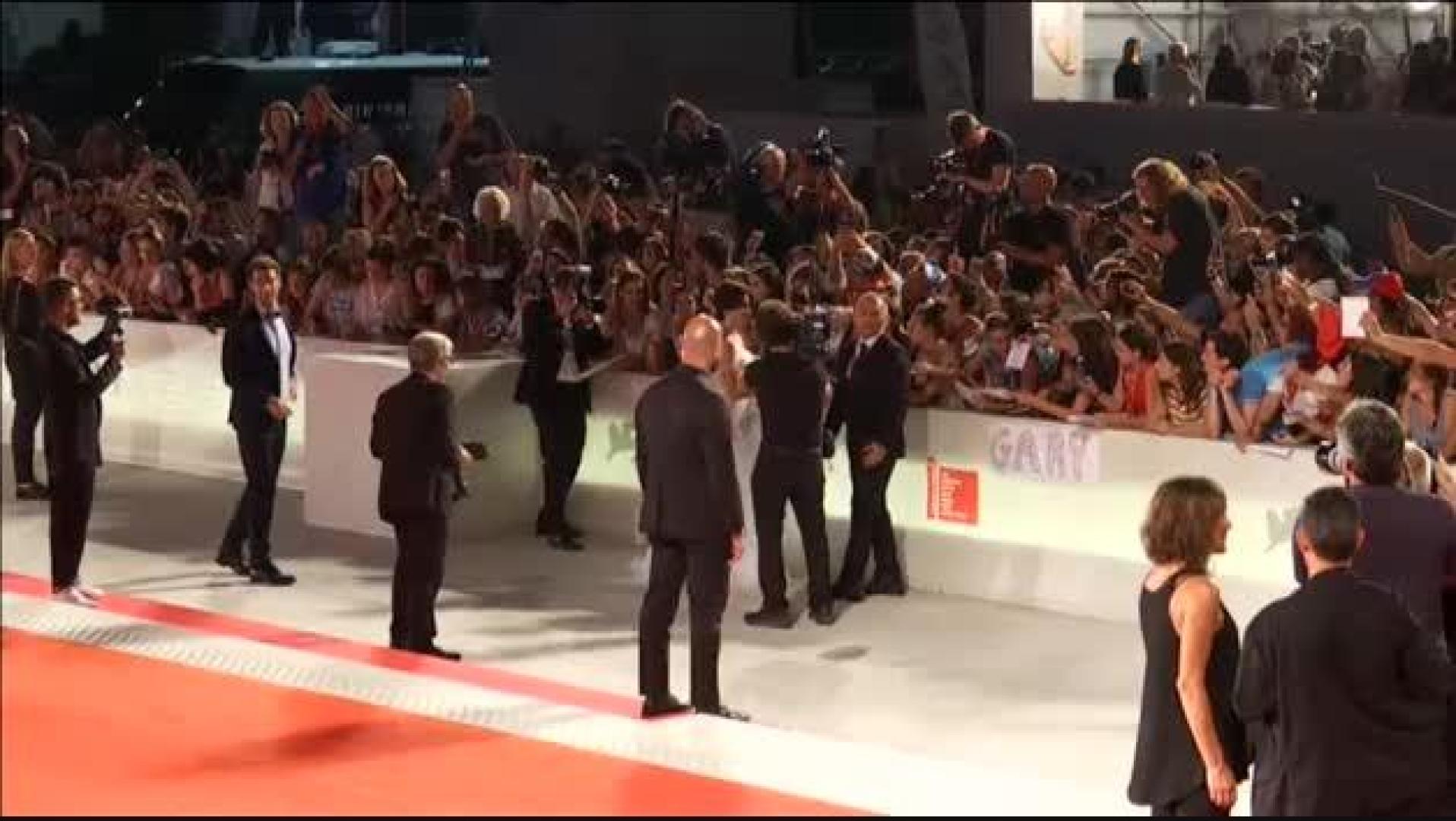 Penélope Cruz  deslumbra en la alfombra roja de Venecia