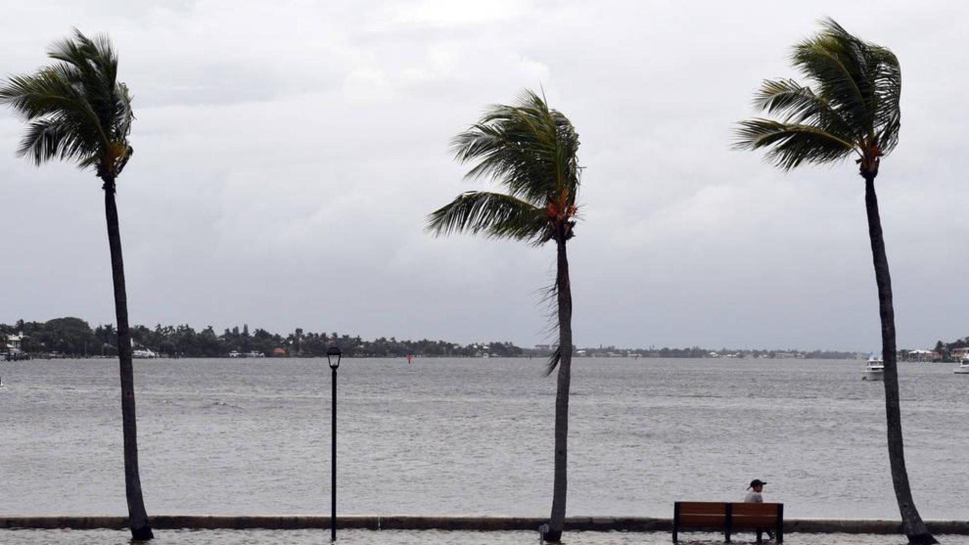 Al menos cinco muertos en Bahamas por el paso del huracán 'Dorian'