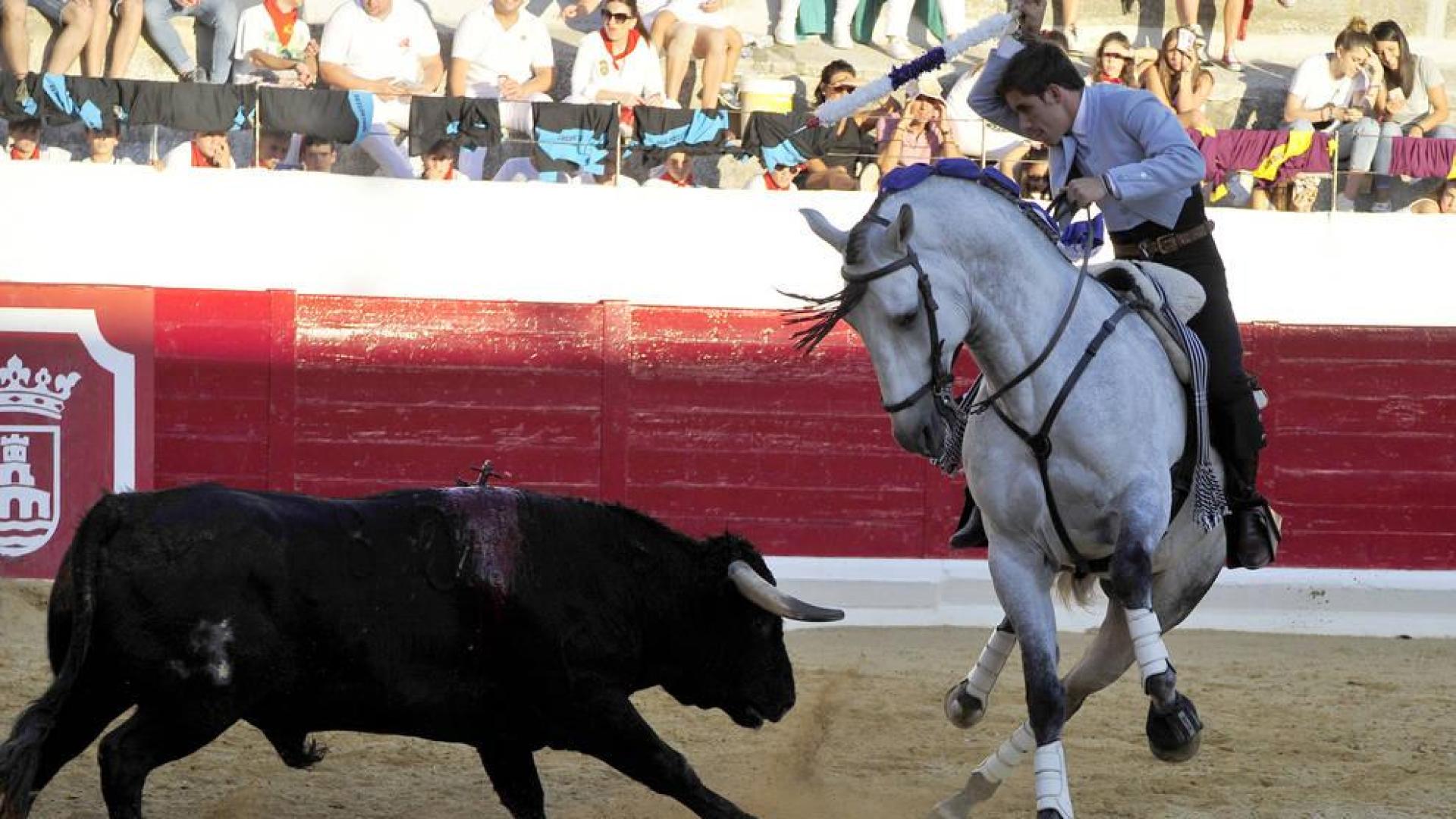 Un festín para los Hermoso de Mendoza en Peralta