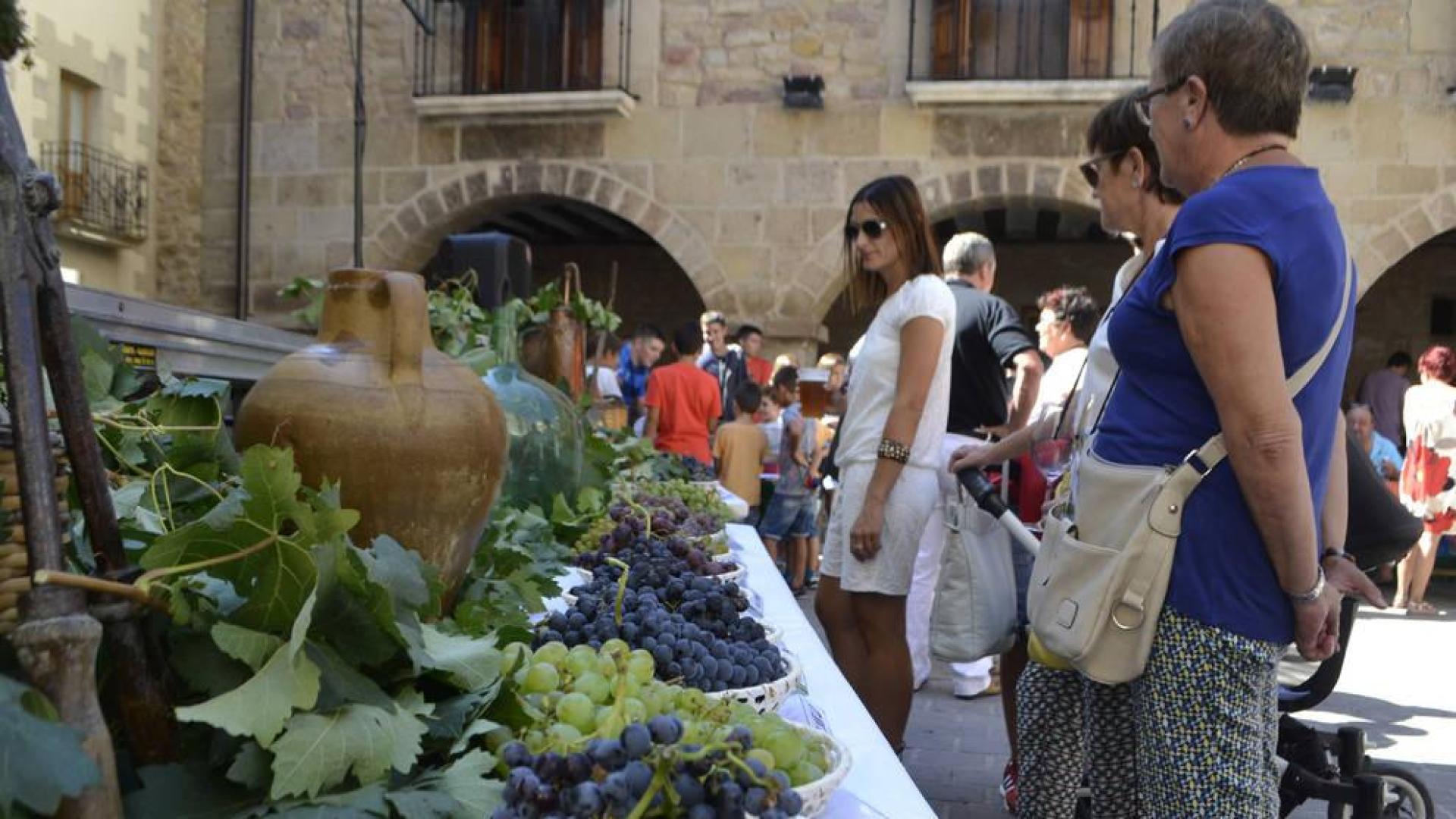 Cirauqui se adelanta al inicio de la vendimia con el Día del Vino