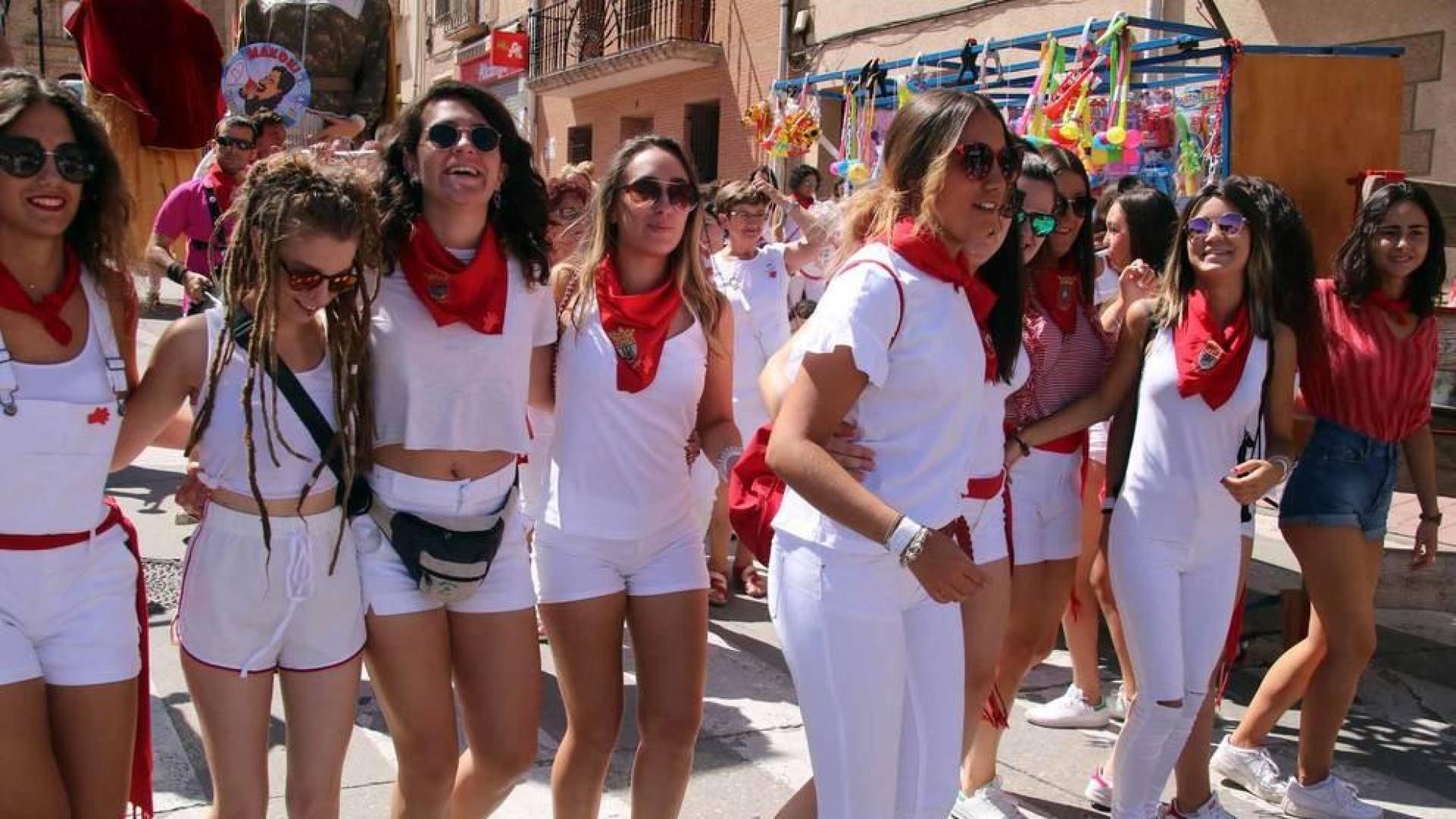 Todas las fotos del Día de la mujer de fiestas de Milagro en Diario de Navarra