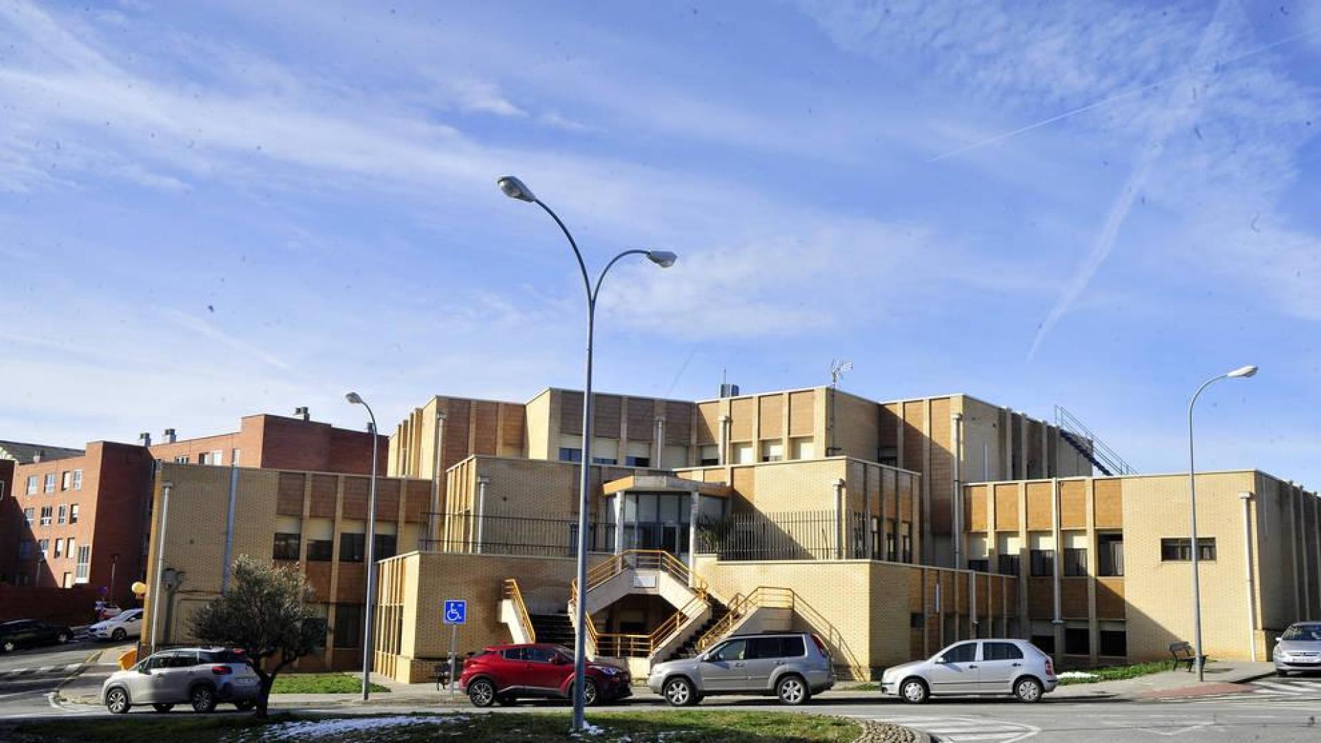 Vista del centro de salud de Tafalla donde se quiere implantar el servicio de urgencias comarcal.