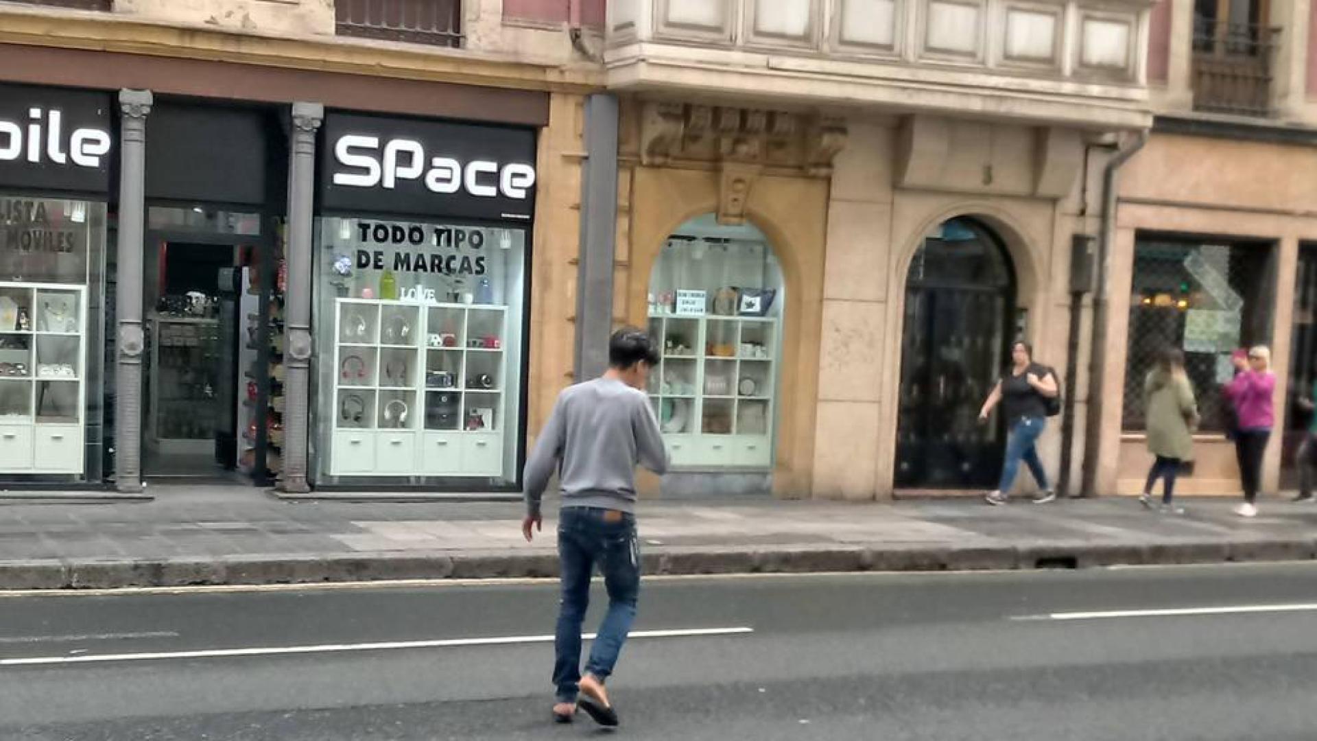 Uno de los acusados de la violación a una joven en Bilbao