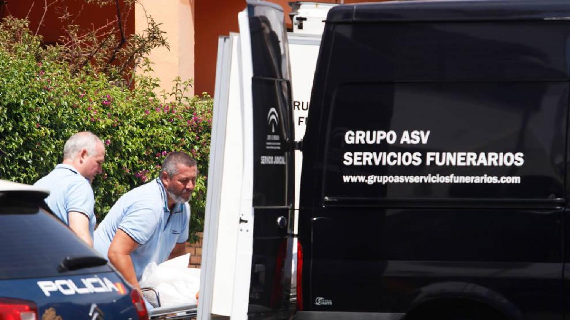 Un hombre mata presuntamente a su madre de 81 años y es detenido