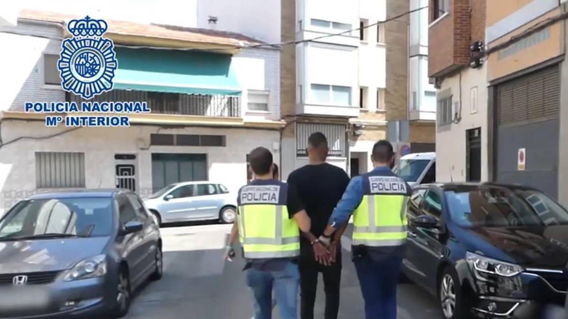 Detenido por retener y atracar a diez menores en el Metro del sur de Madrid