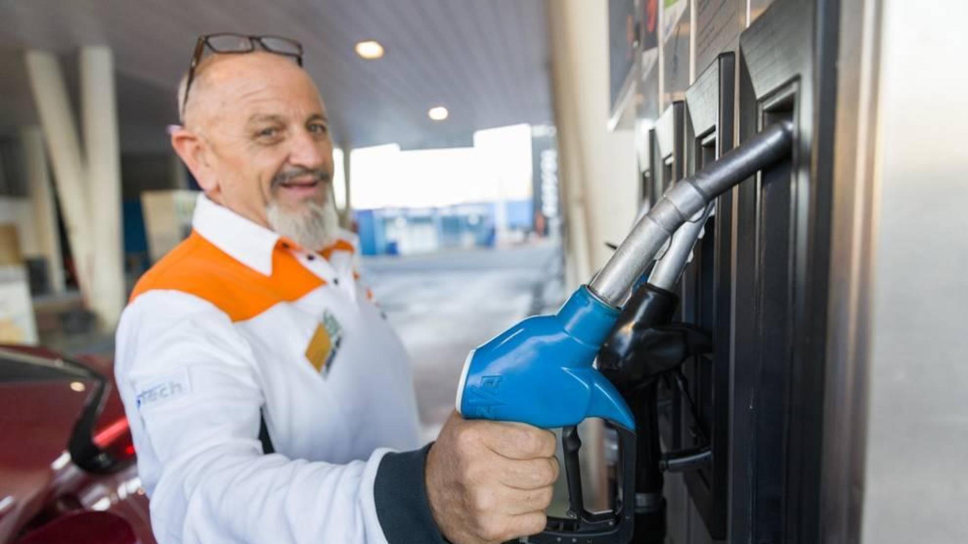 El precio de los carburantes sube en la Ribera por tercer verano consecutivo